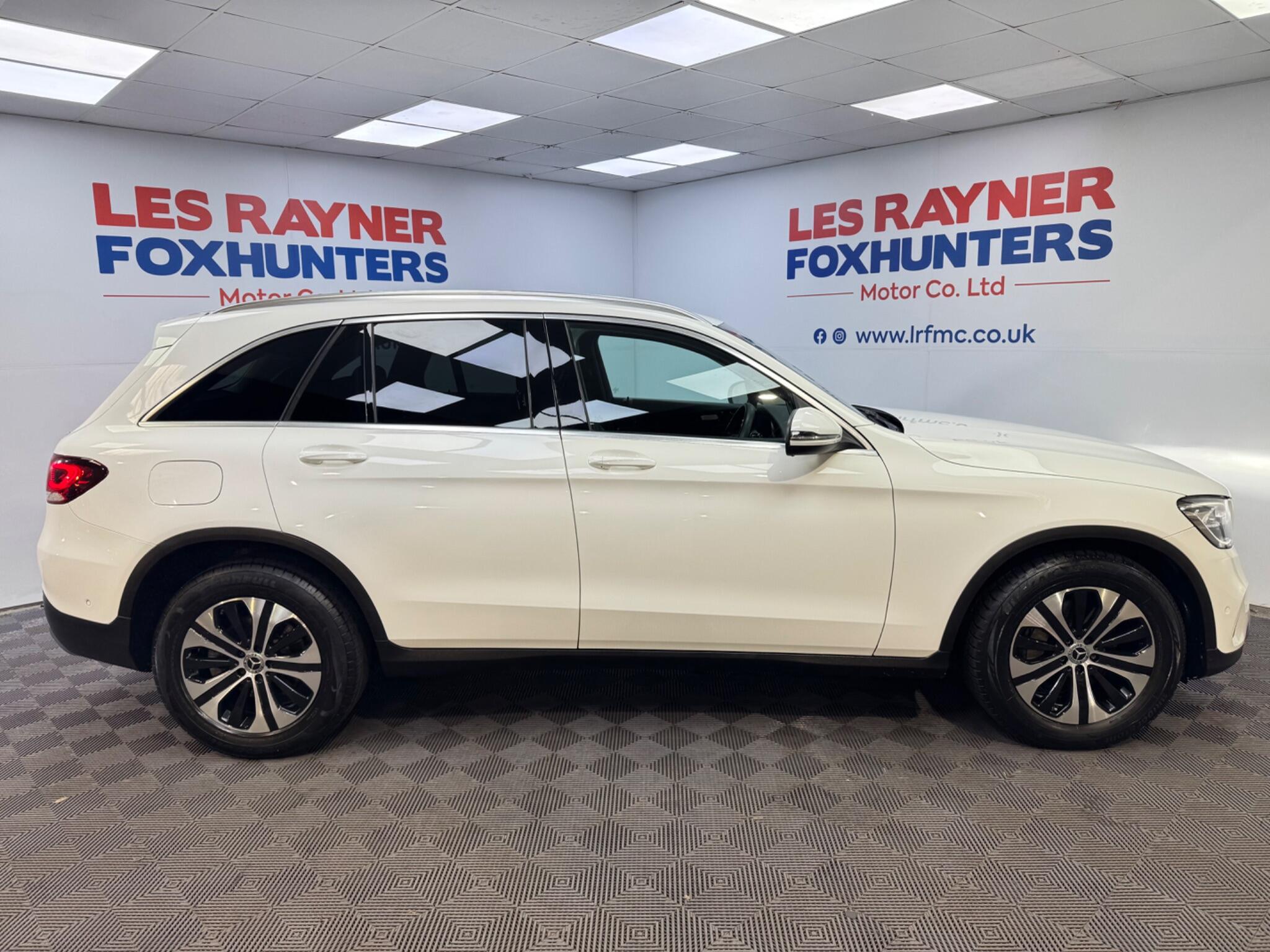 Mercedes-Benz GLC view 2