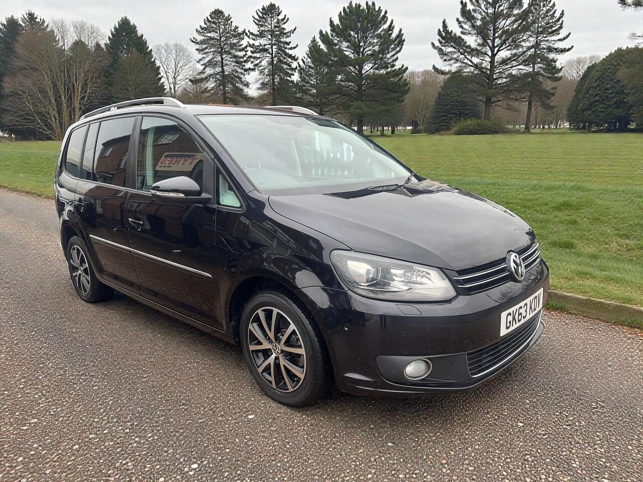 Volkswagen Touran view 13