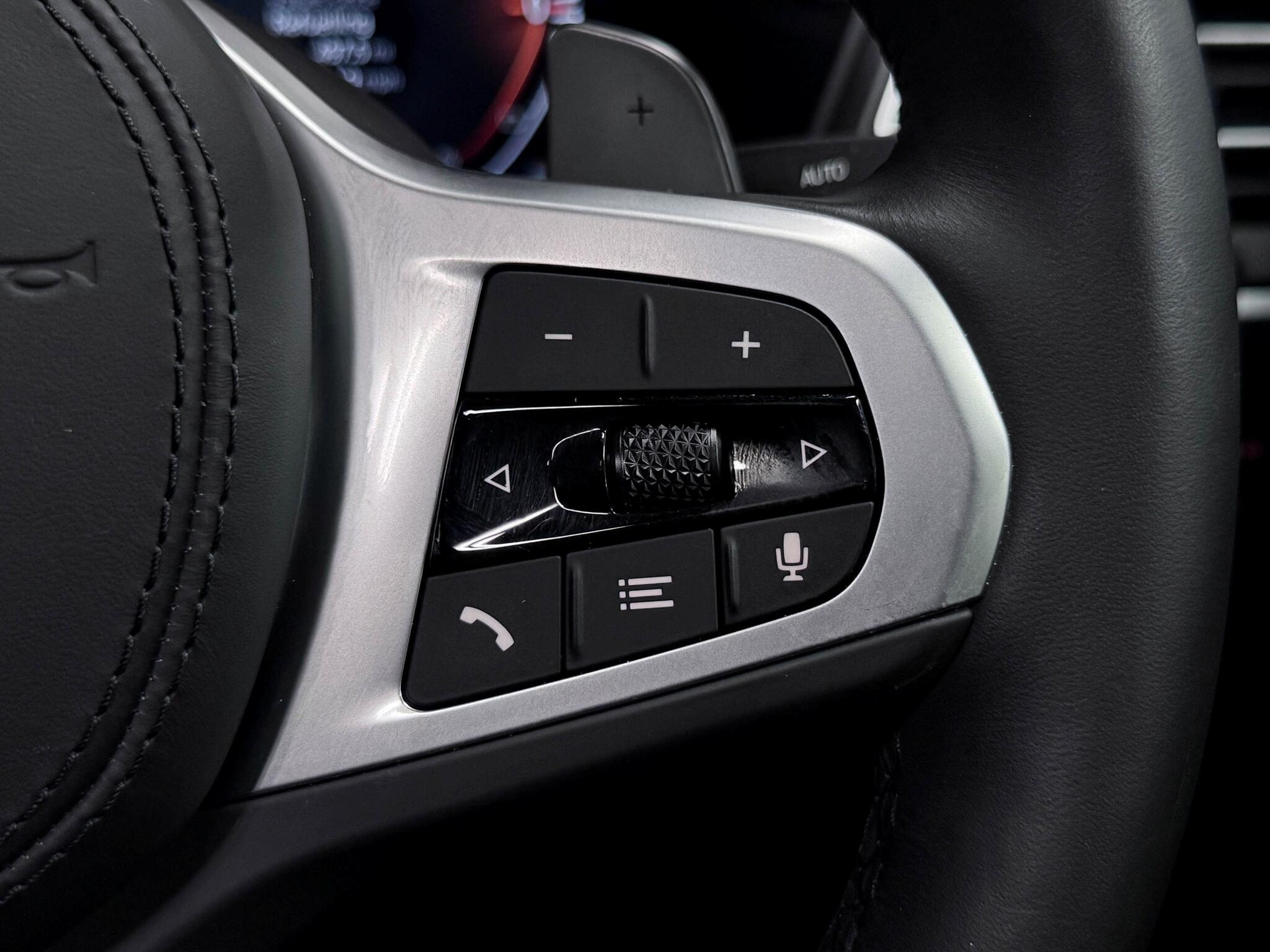 BMW X4 view 37