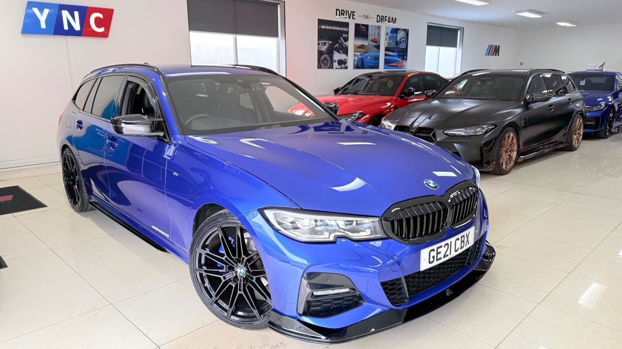 BMW 3 Series view 10