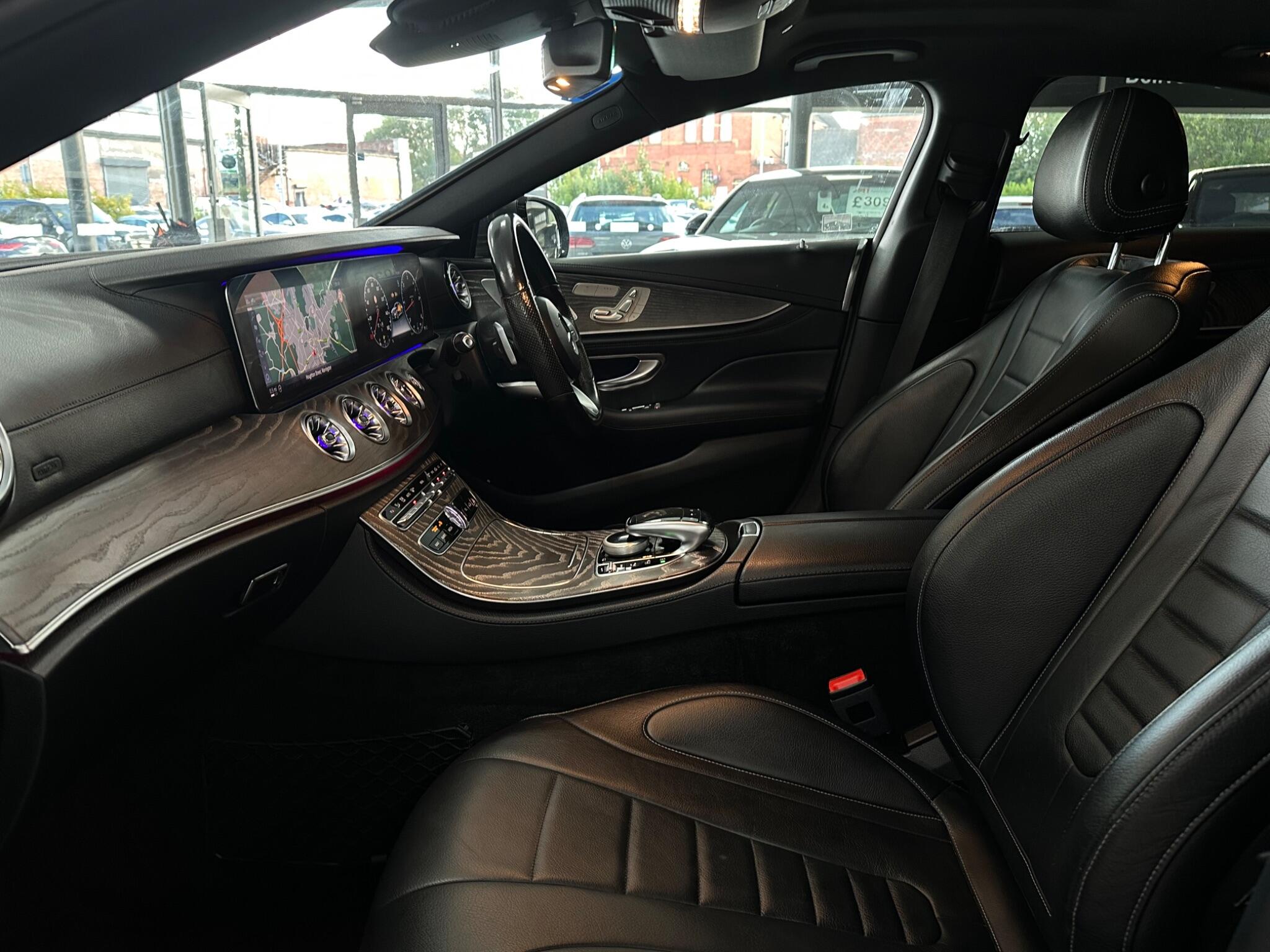 Mercedes-Benz CLS view 41