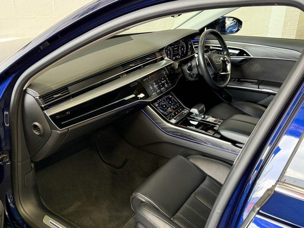 Audi A8 view 54