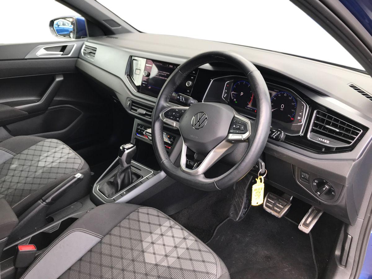 Volkswagen Polo view 3