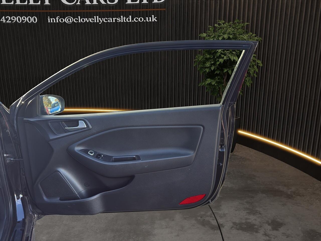 Hyundai I20 view 25