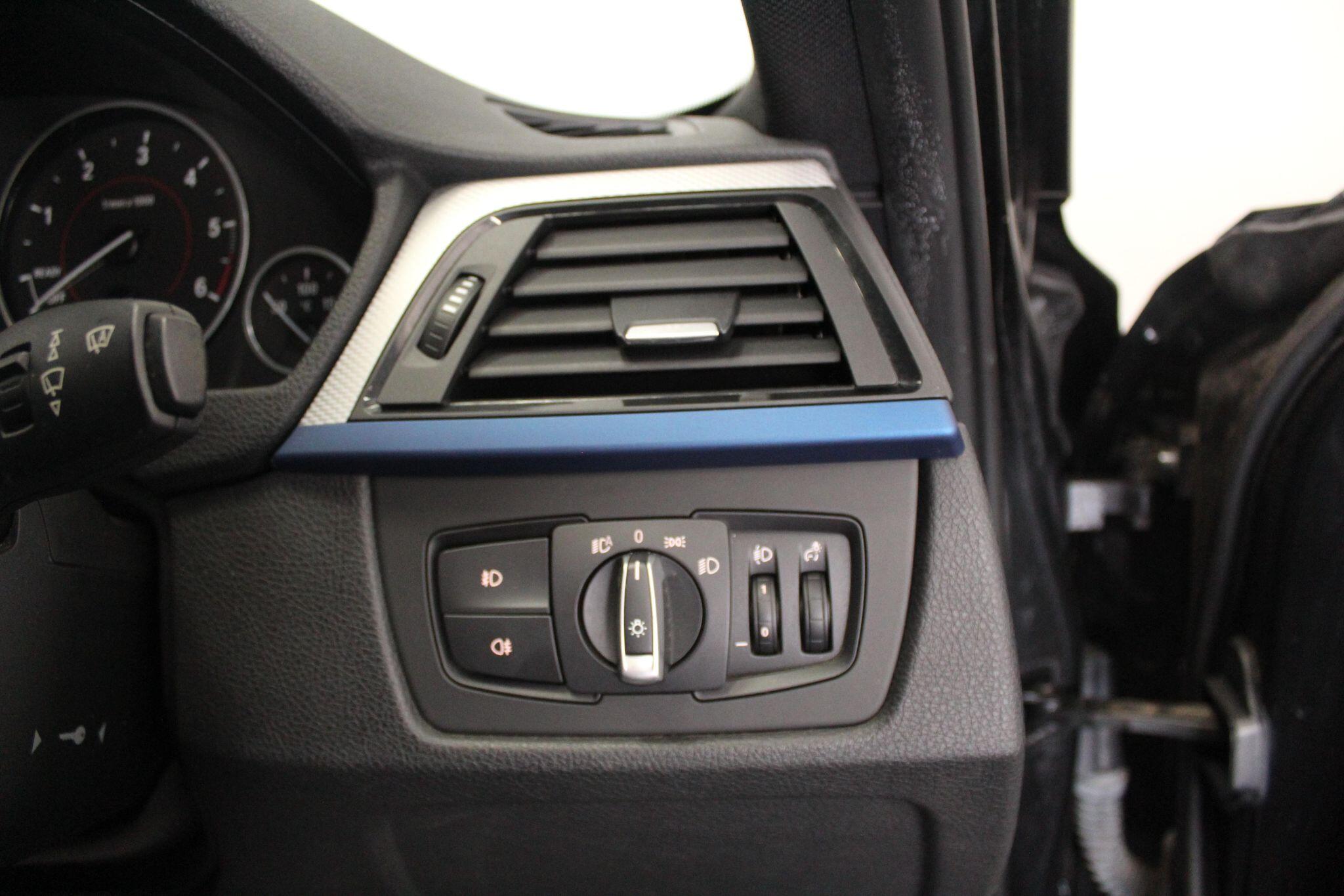 BMW 3 Series view 47
