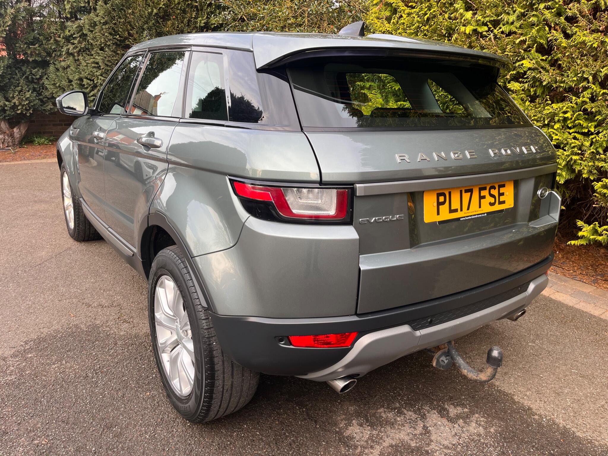 Land Rover Range Rover Evoque view 12