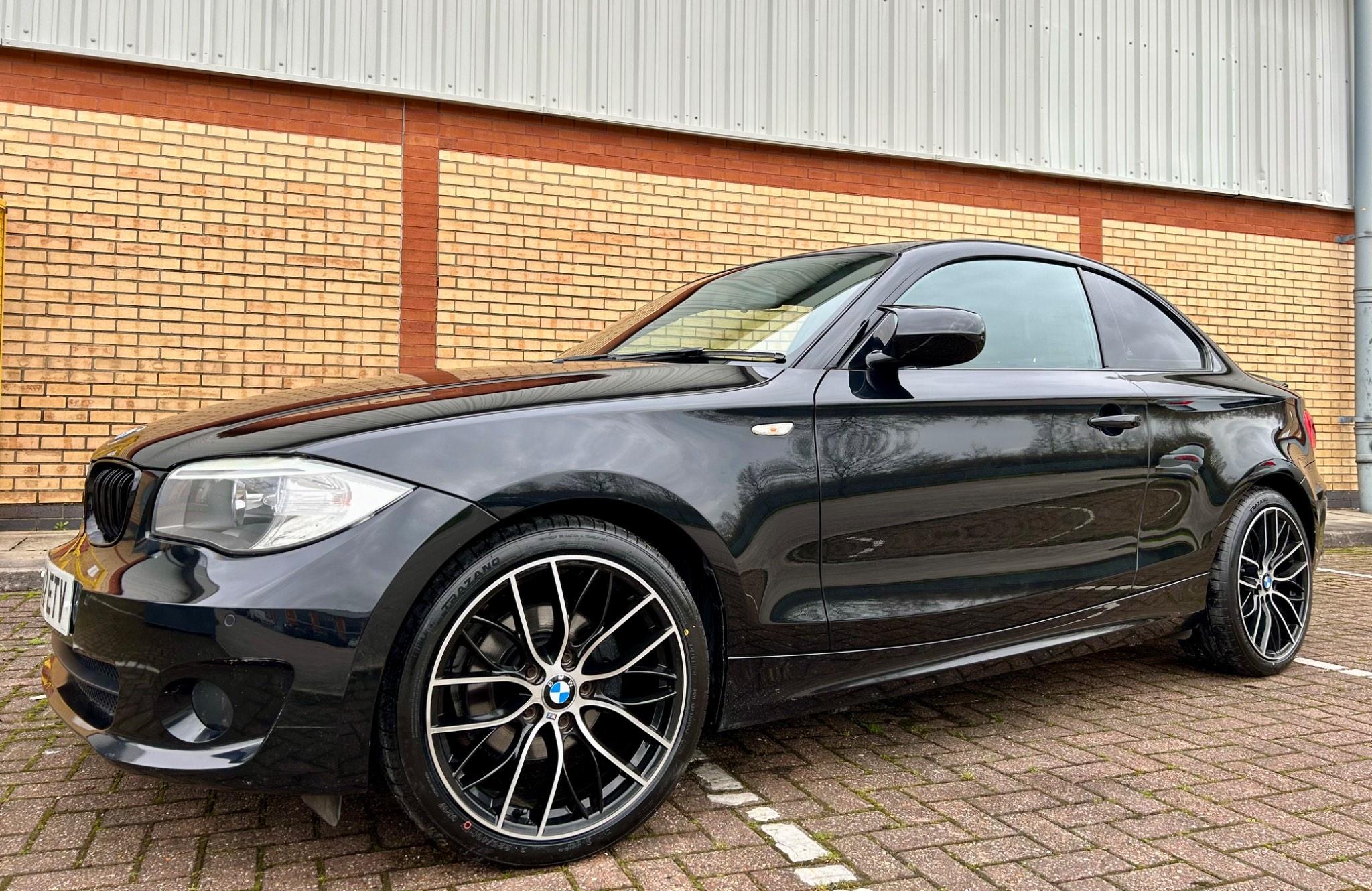 BMW 1 Series view 14