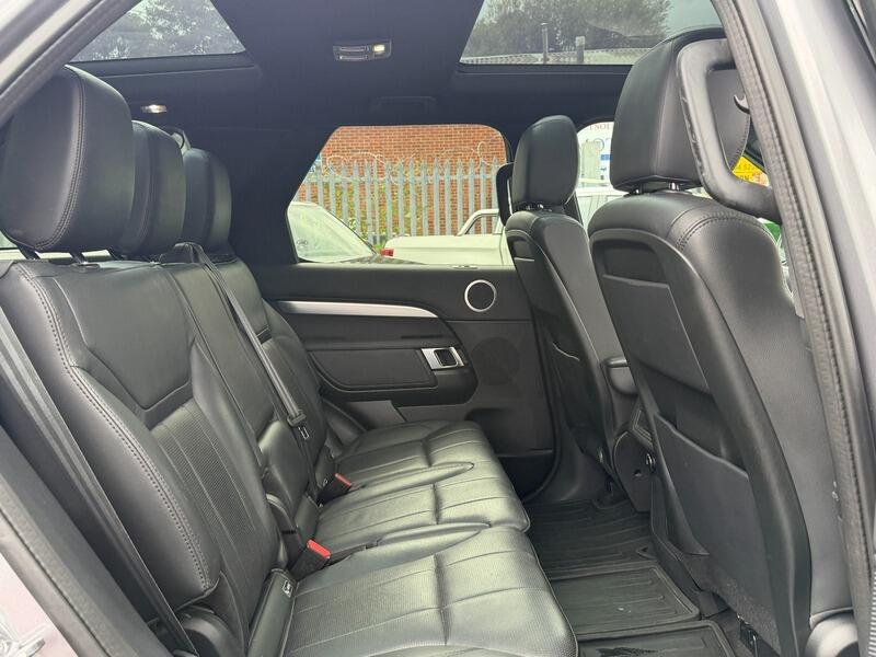 Land Rover Discovery 3 view 60