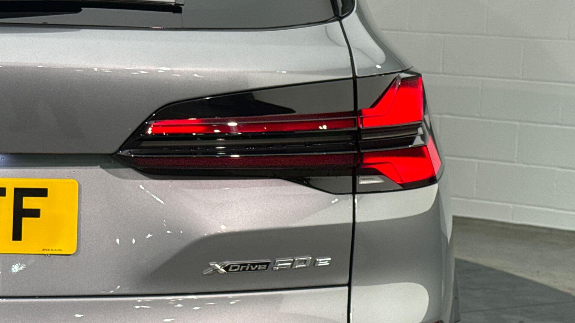 BMW X5 view 23