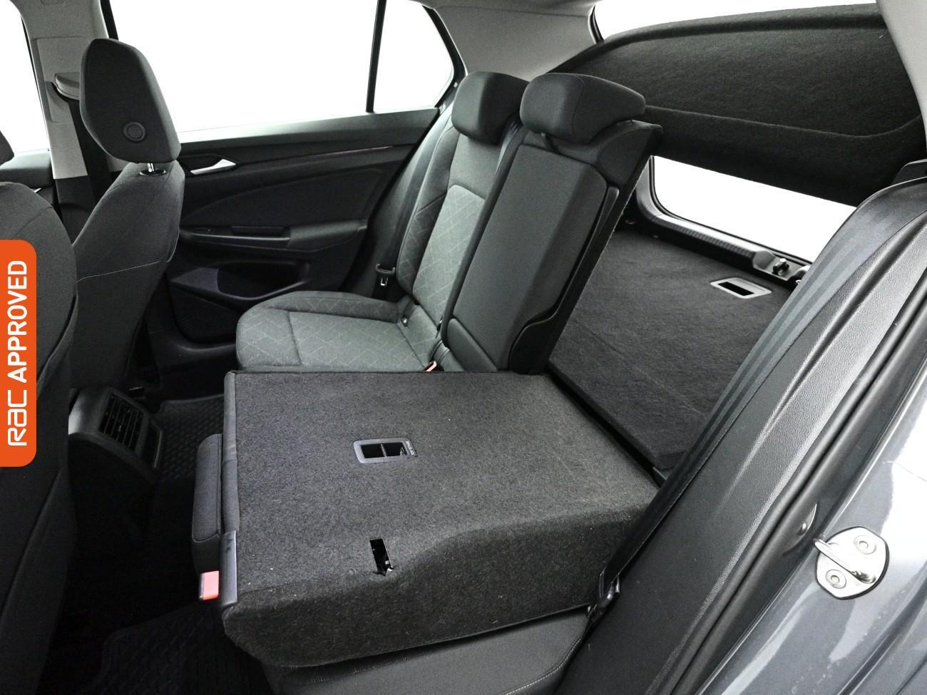 Volkswagen Golf view 23