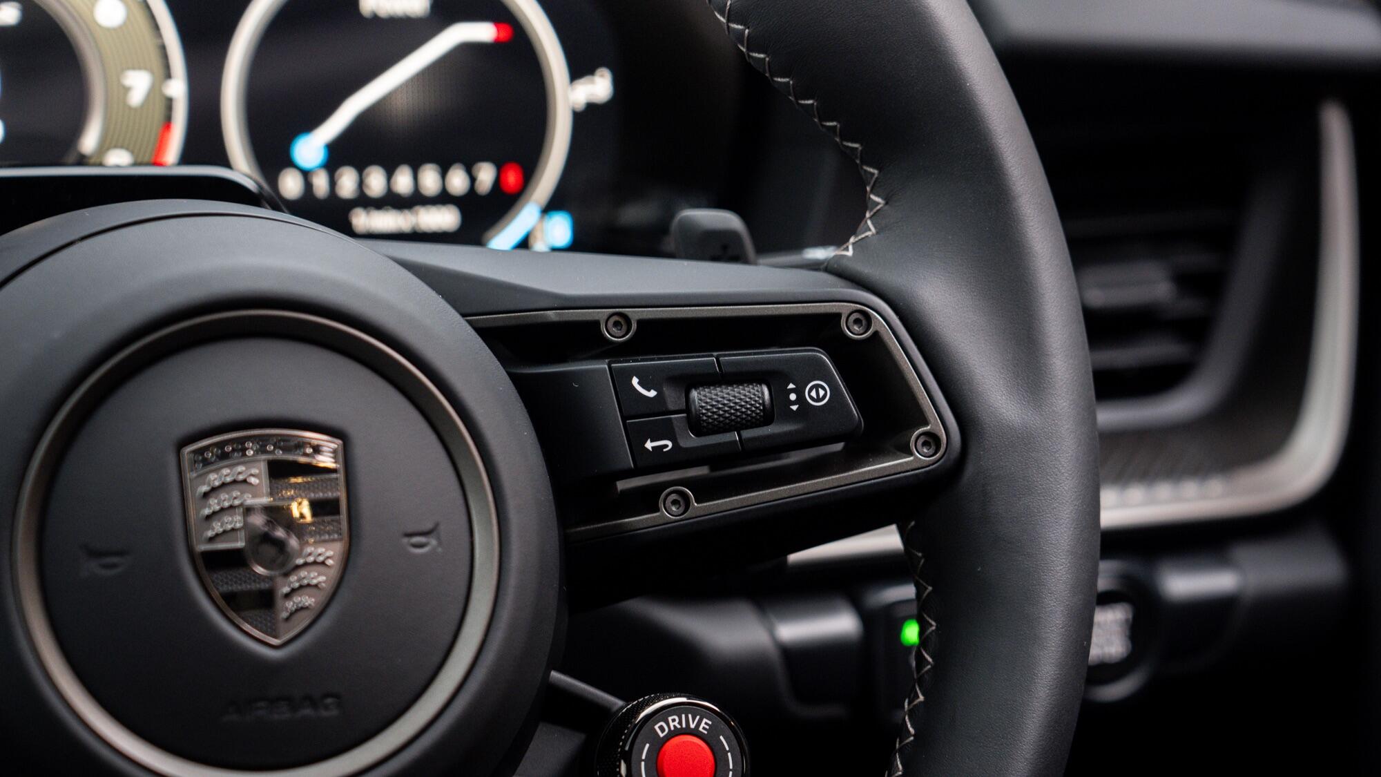 Porsche 911 view 56