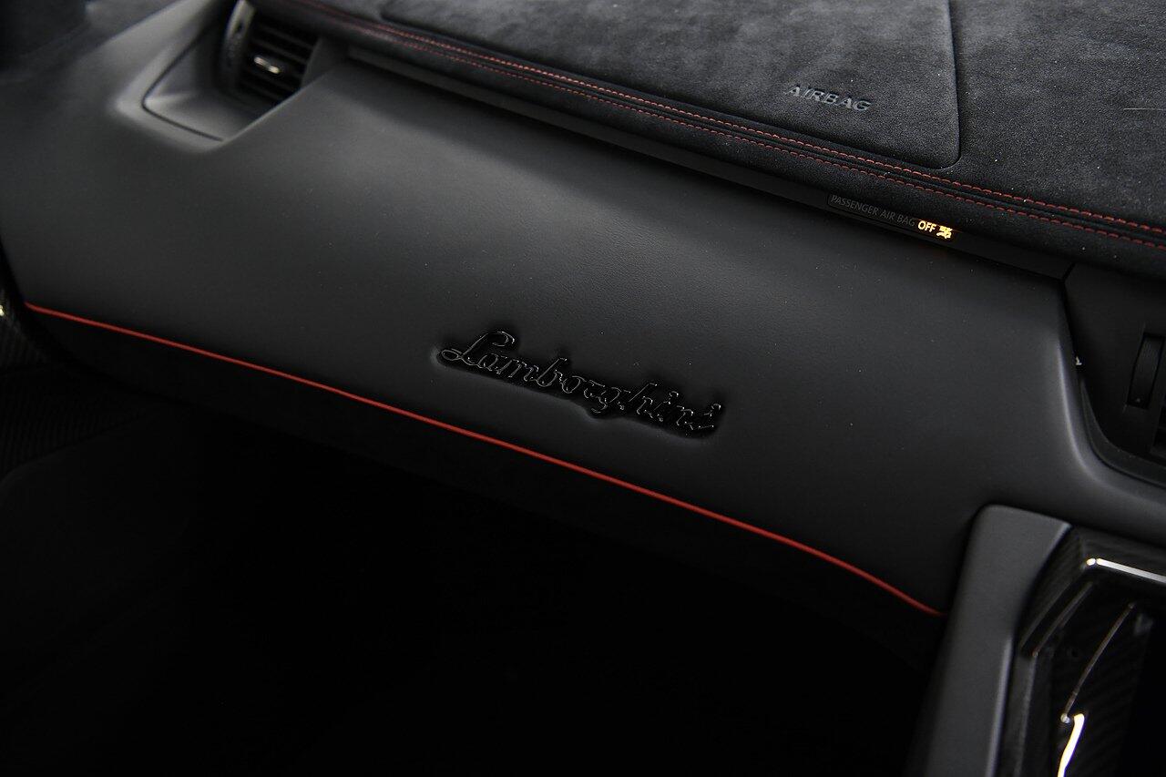 Lamborghini Aventador view 16
