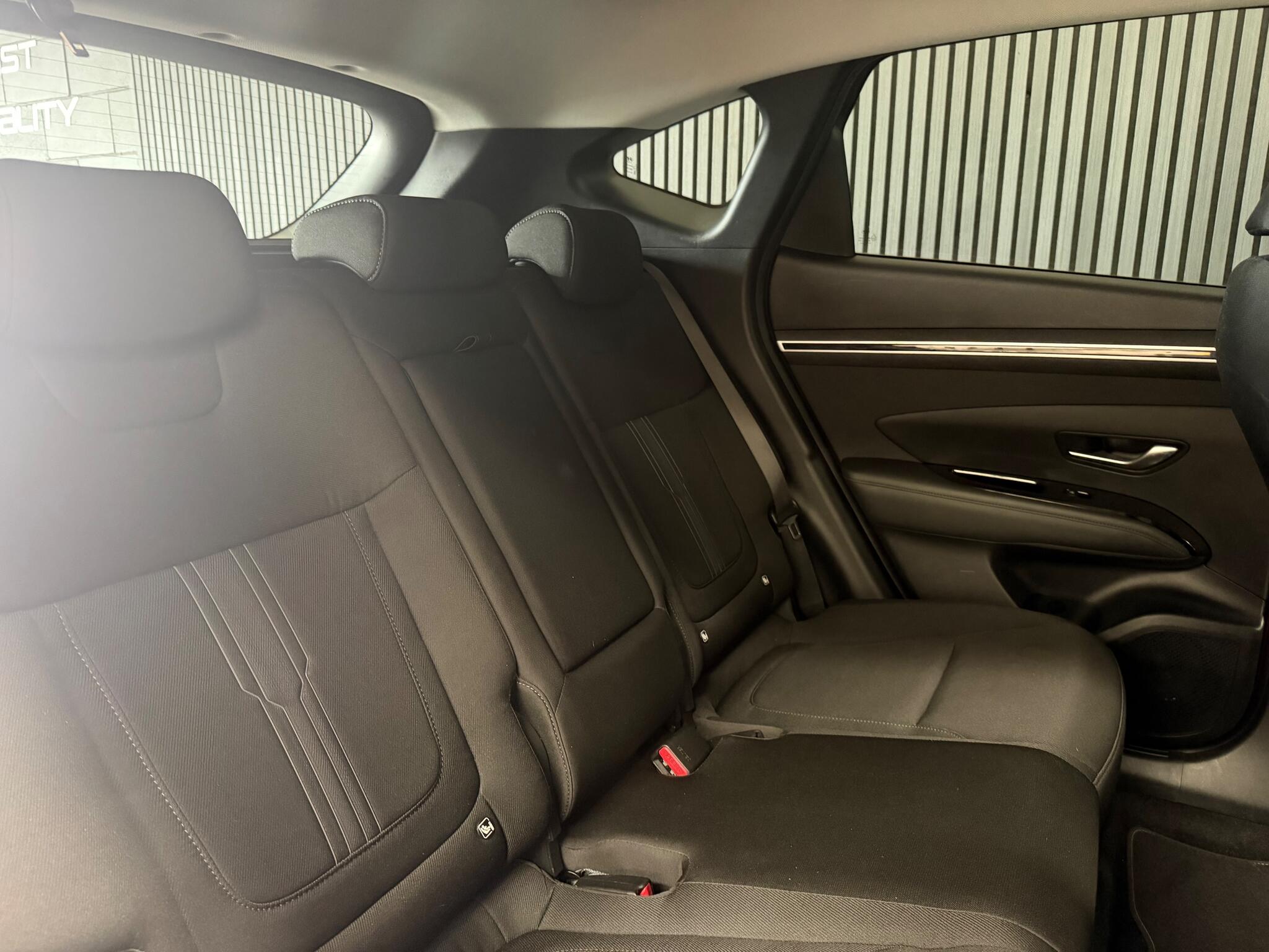 Hyundai Tucson view 36