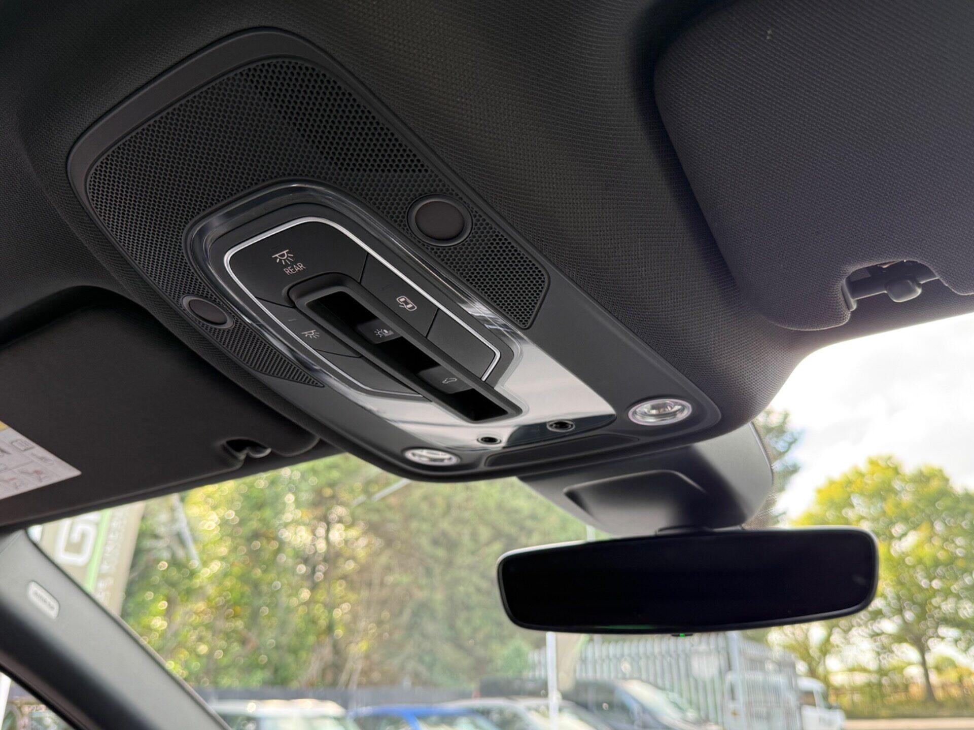 Audi Q7 view 54