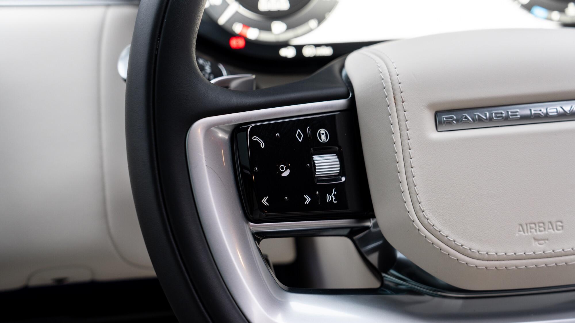 Land Rover Range Rover view 22