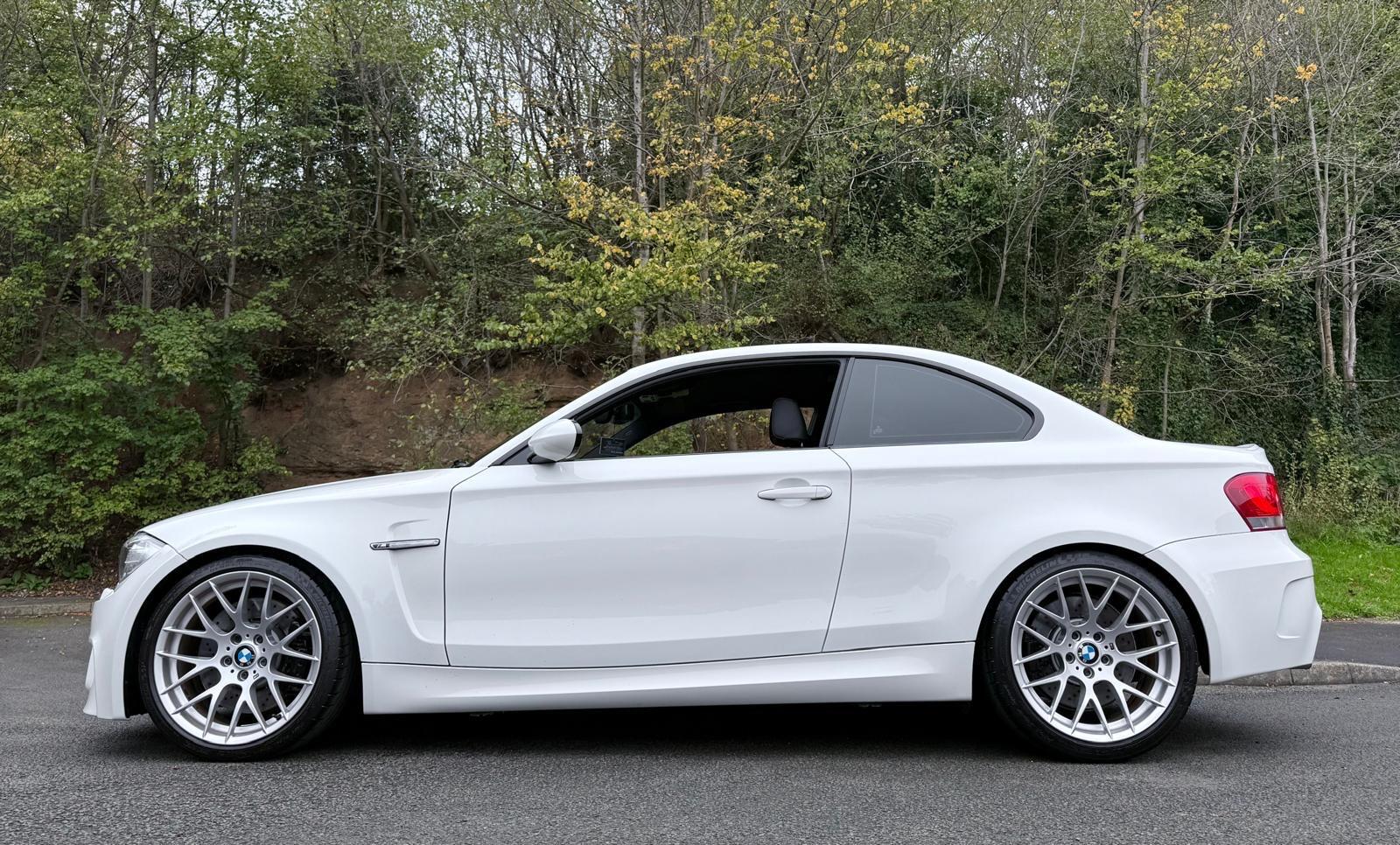 BMW 1 Series view 3