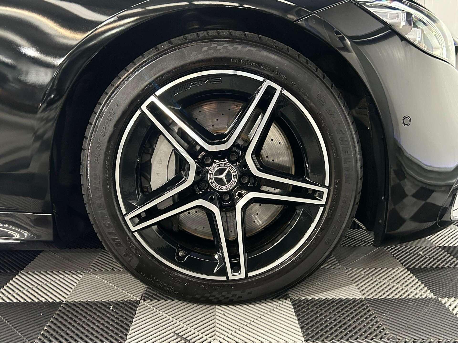 Mercedes-Benz S Class view 45