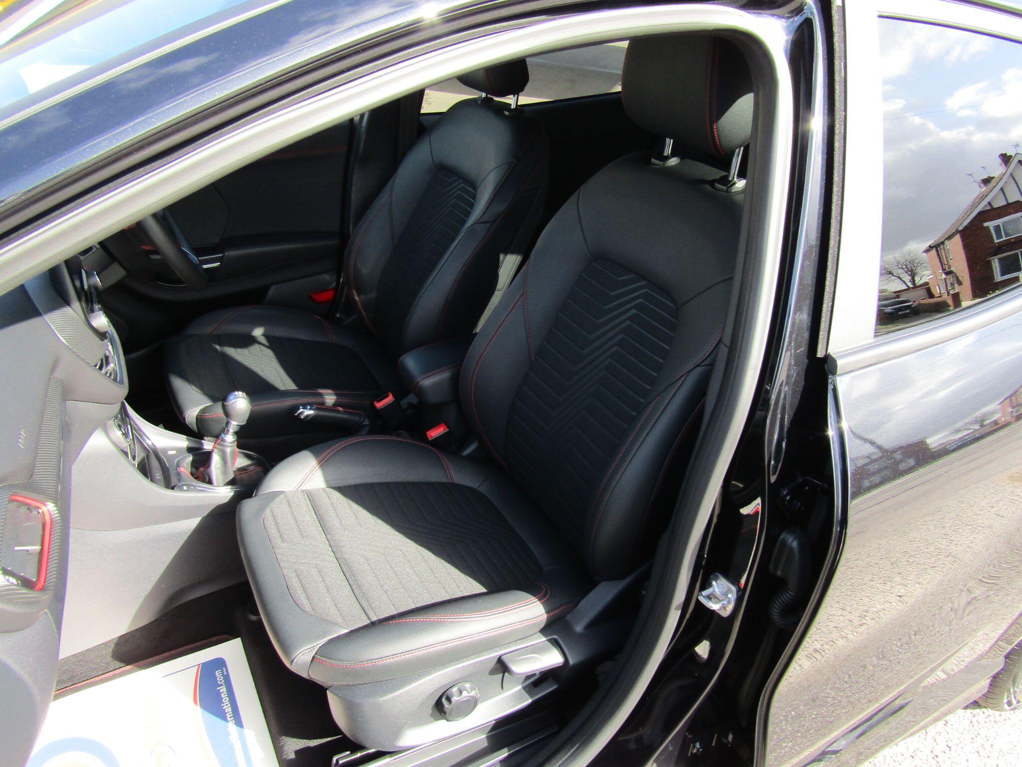 Ford Puma view 28