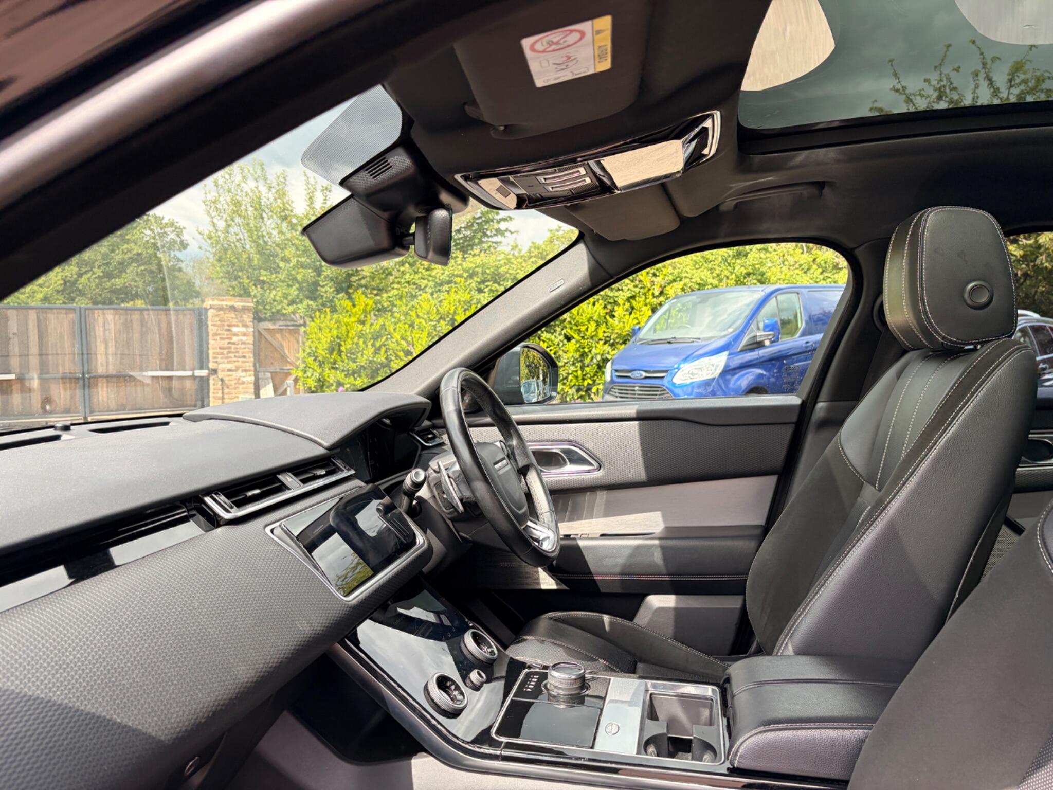 Land Rover Range Rover Velar view 12