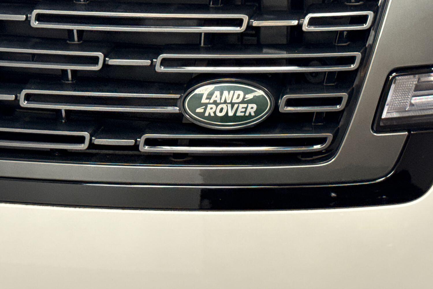 Land Rover Range Rover view 28