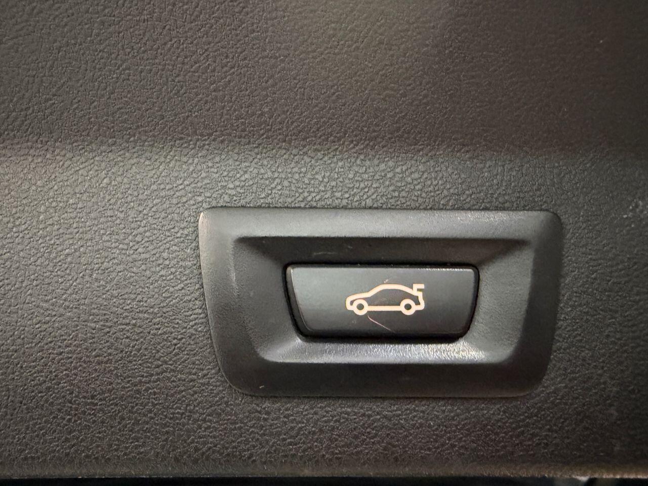 BMW X3 view 27