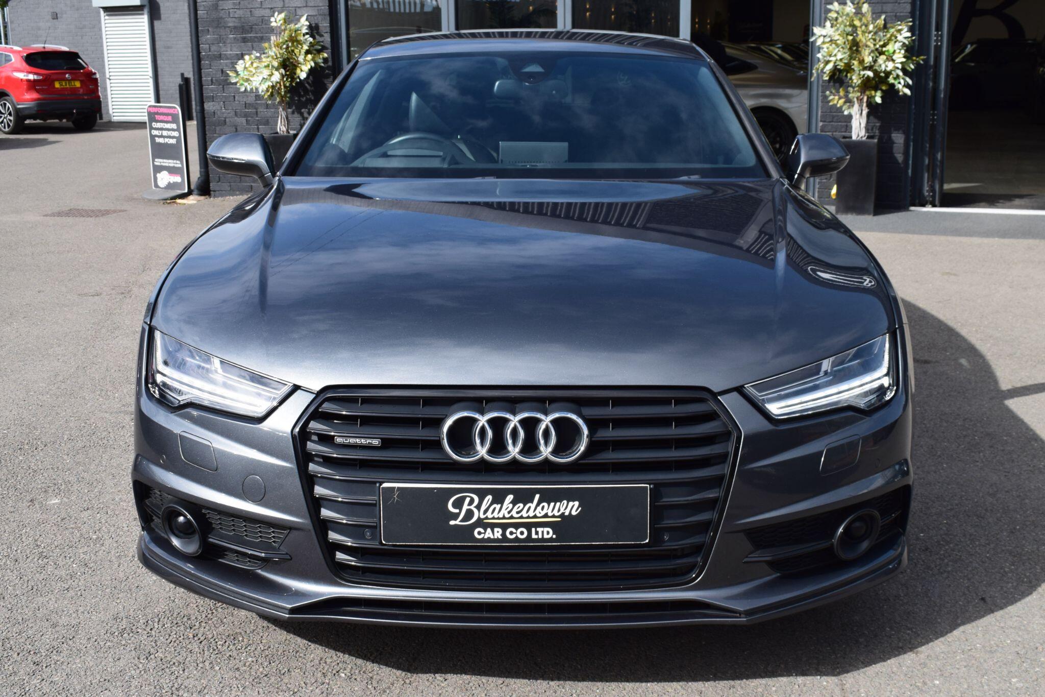 Audi A7 view 2