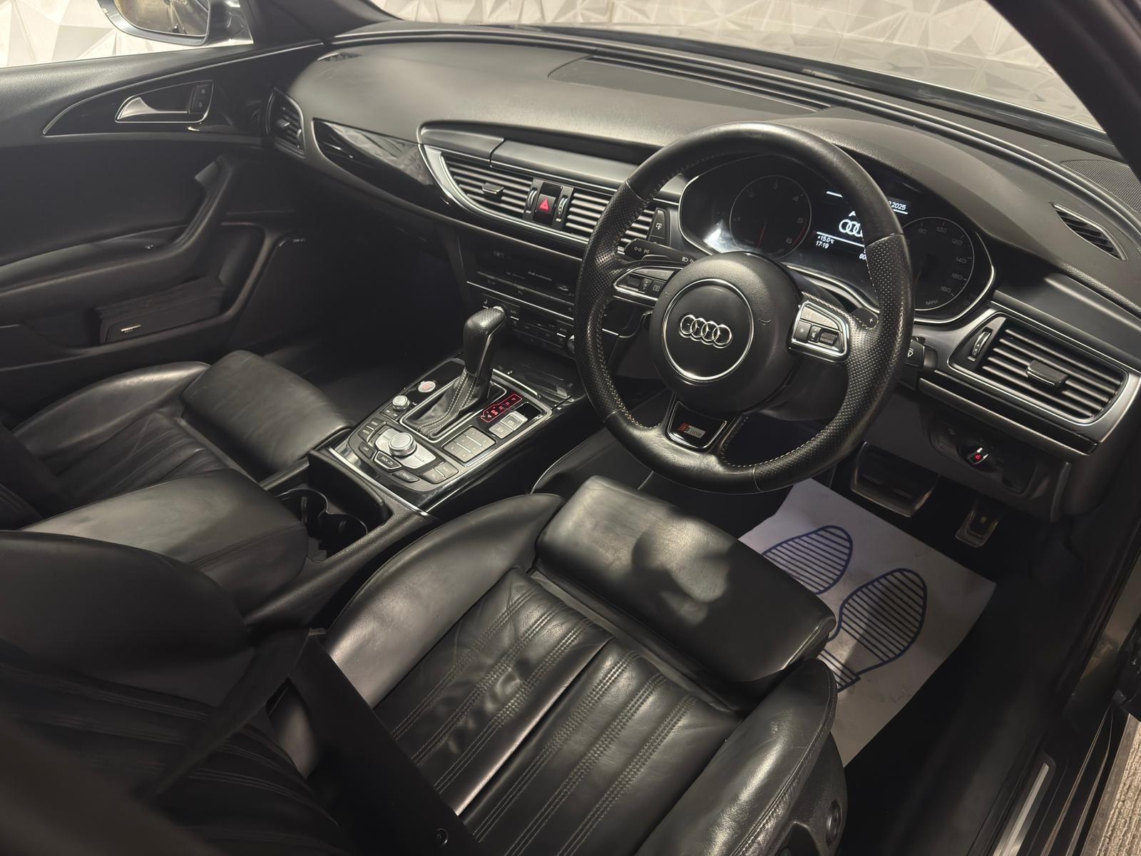 Audi A6 view 11