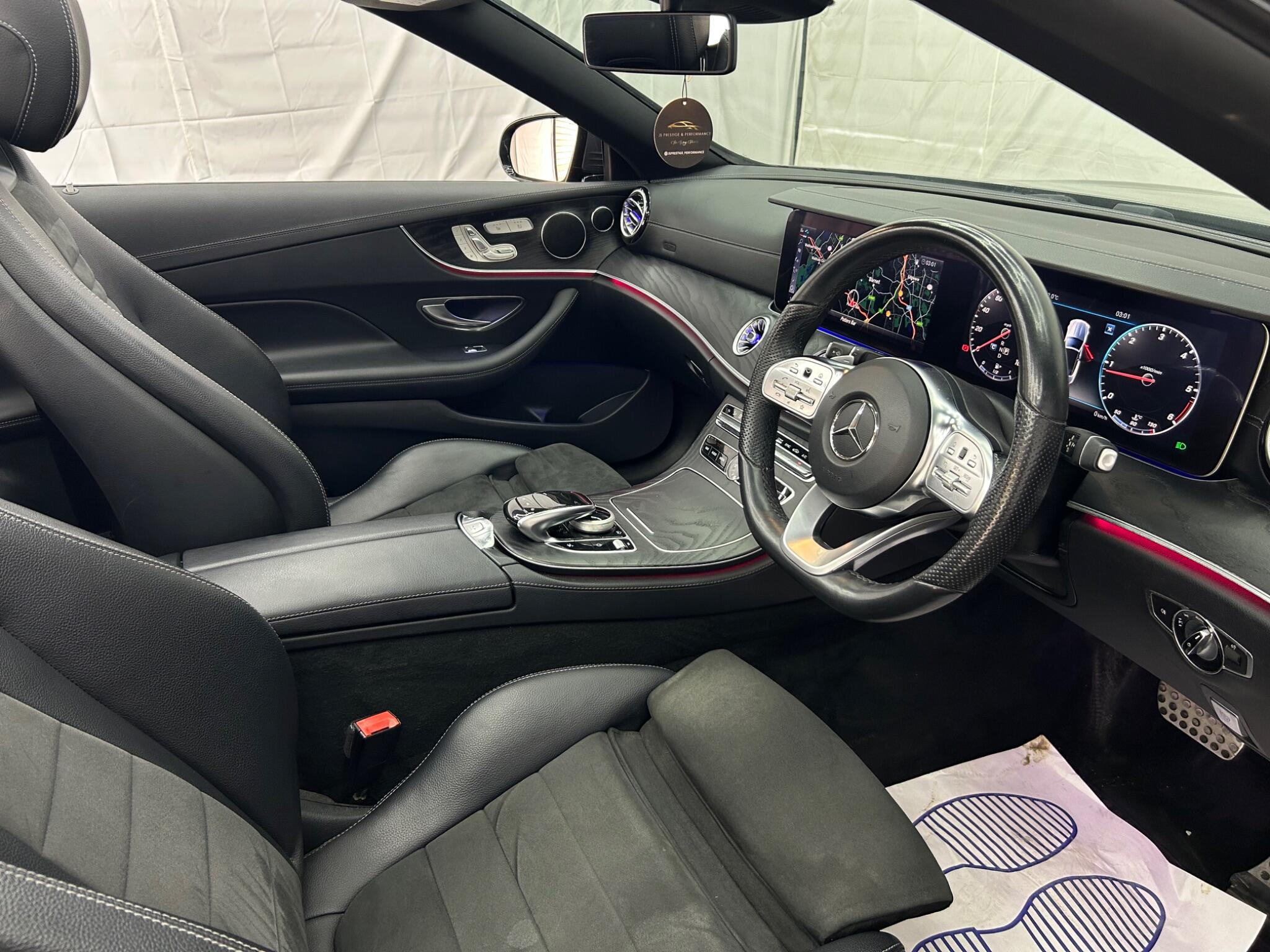Mercedes-Benz E Class view 19