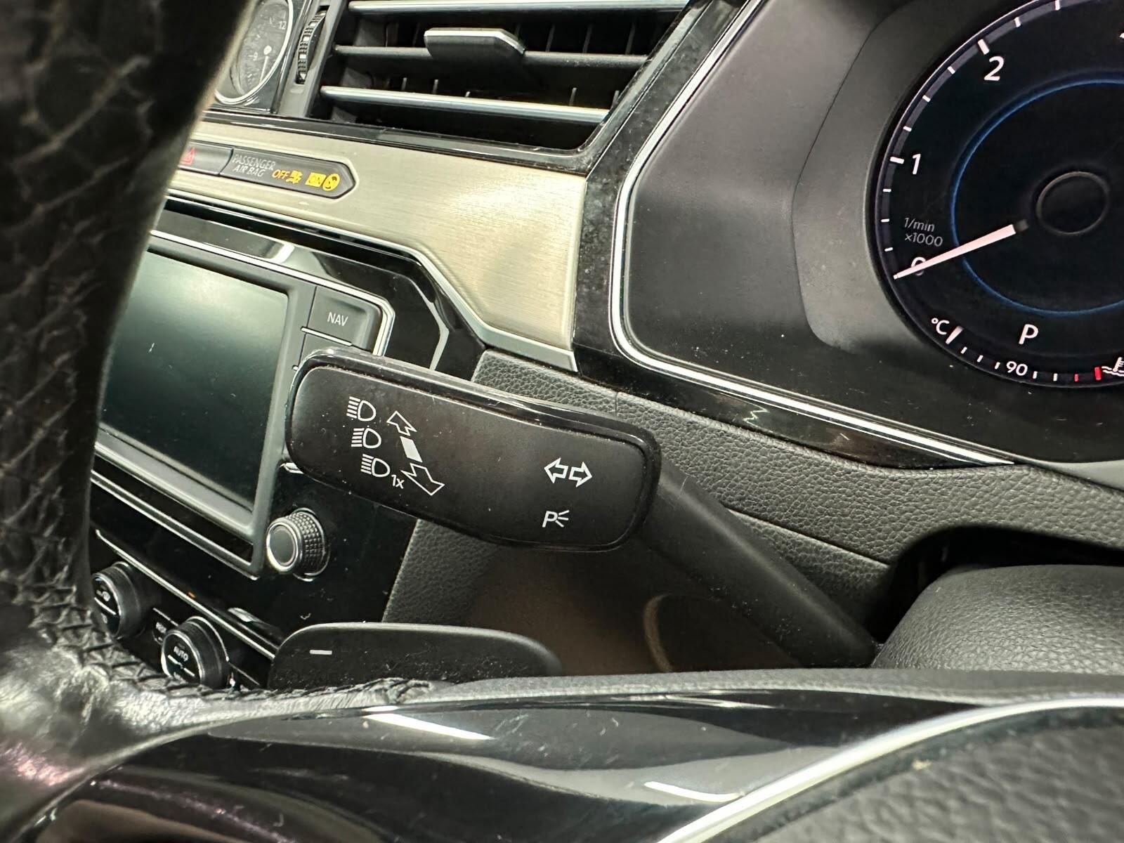 Volkswagen Passat view 45