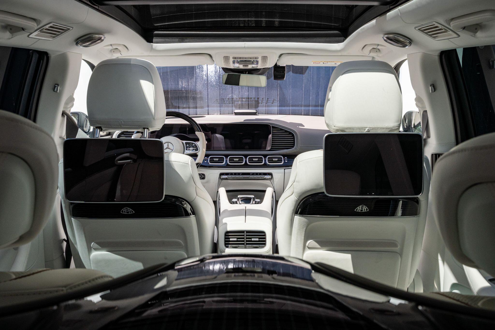 Mercedes-Benz GLS view 44
