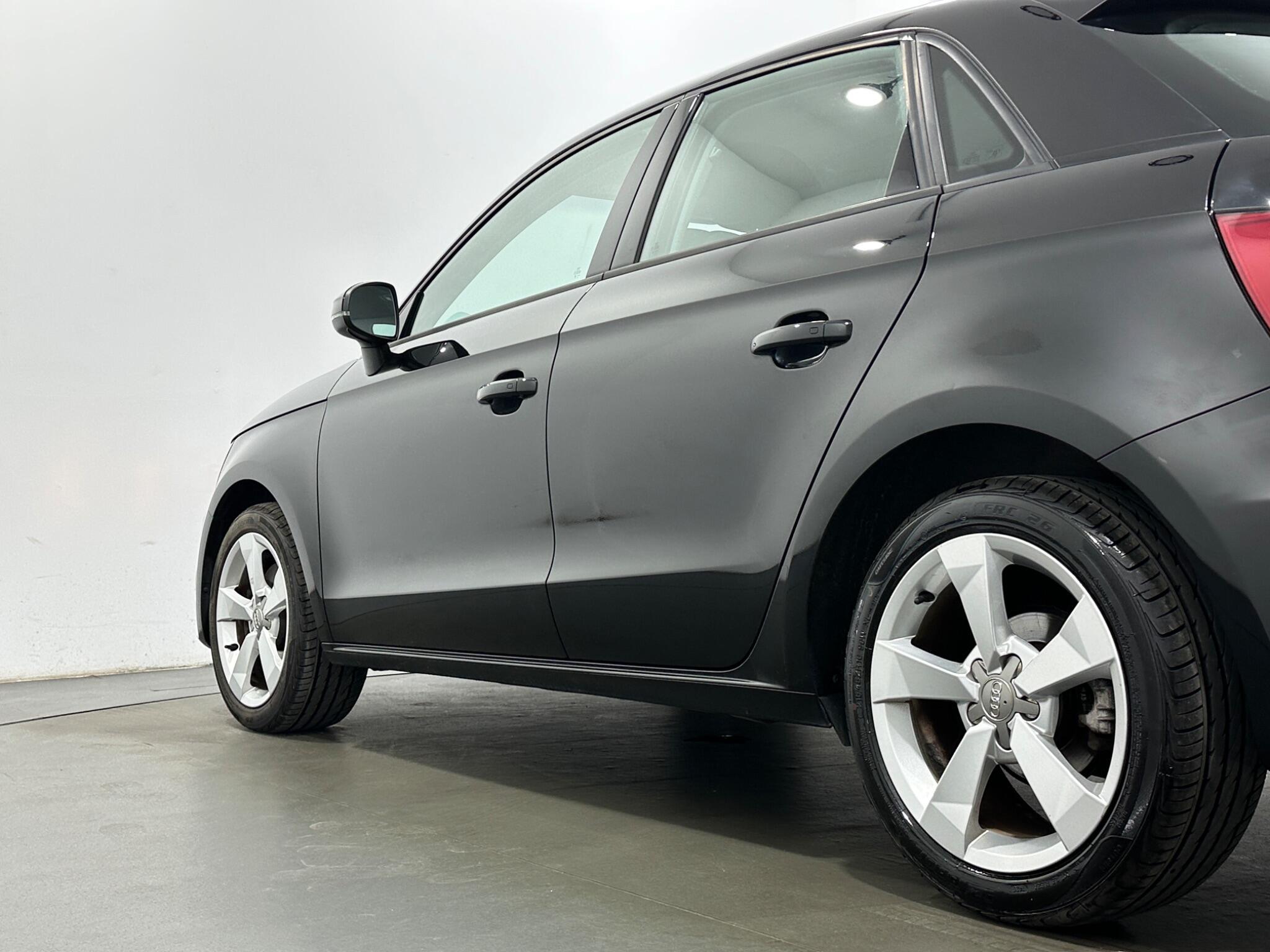 Audi A1 view 48
