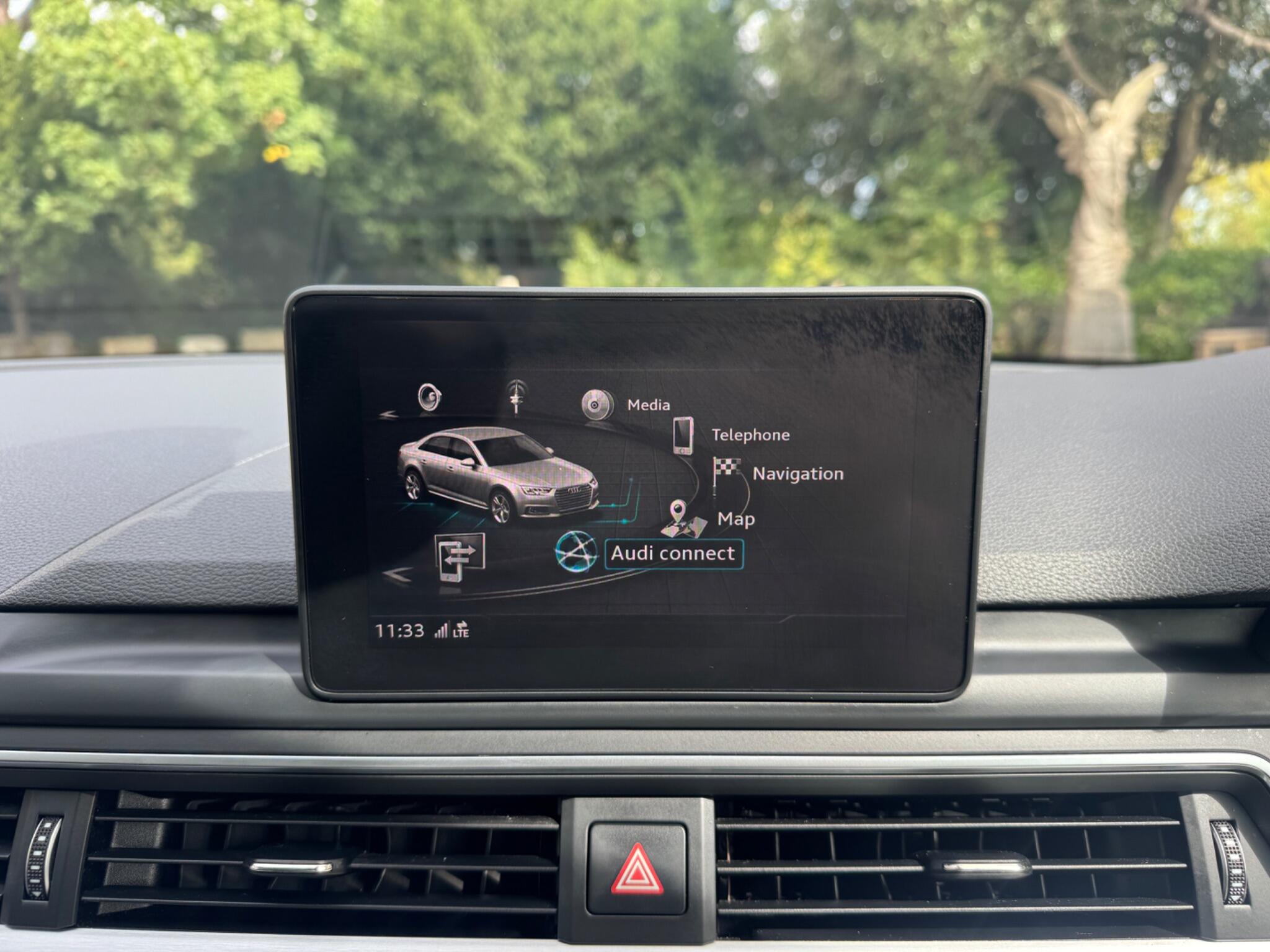 Audi A4 view 50