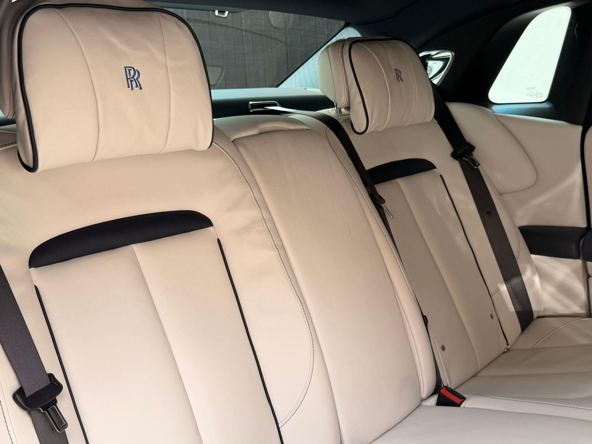 Rolls-Royce Ghost view 21