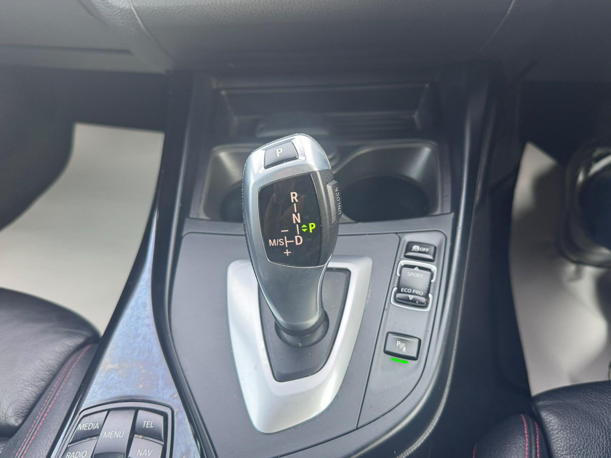BMW 2 Series view 13