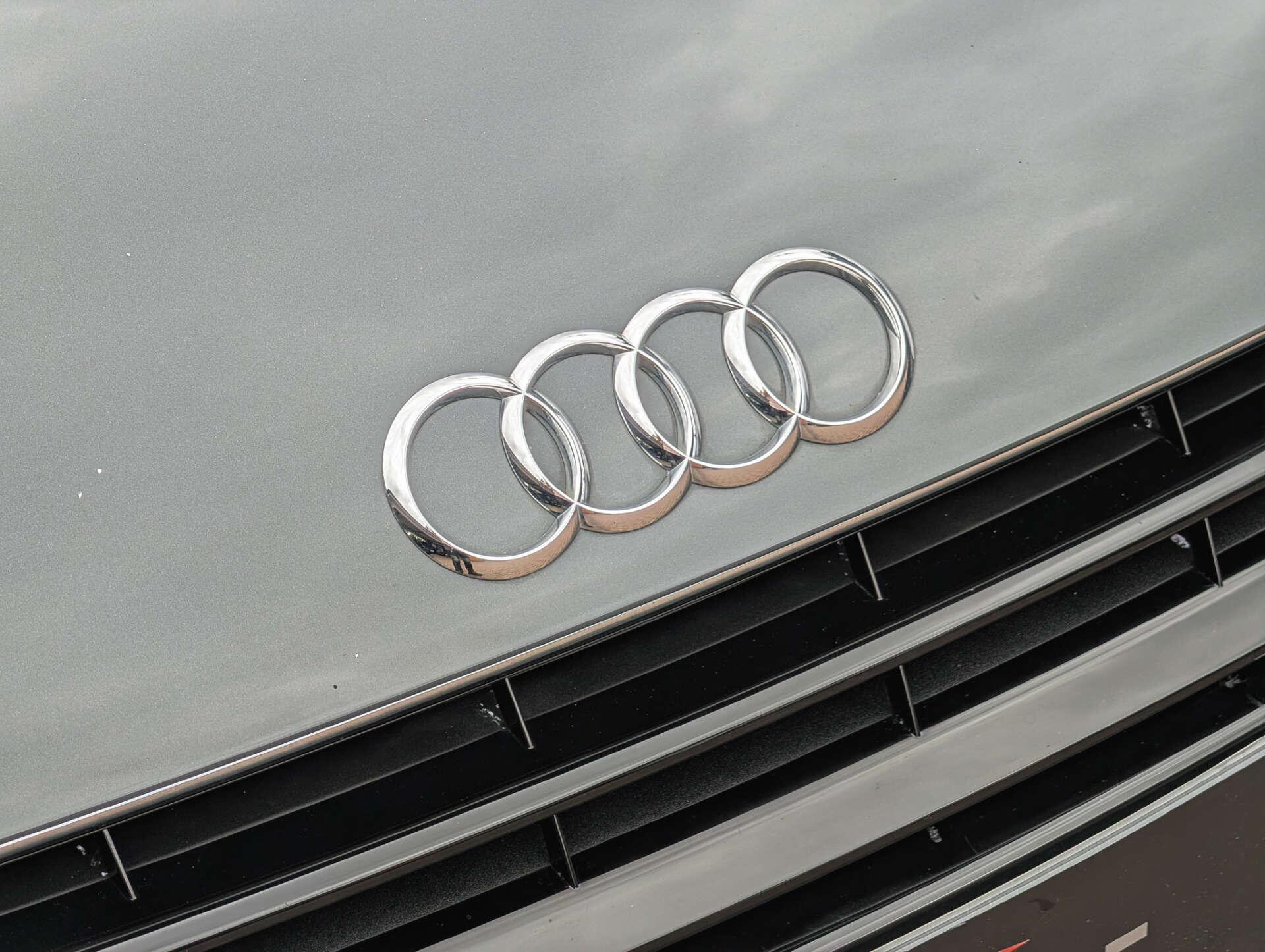 Audi TT view 10