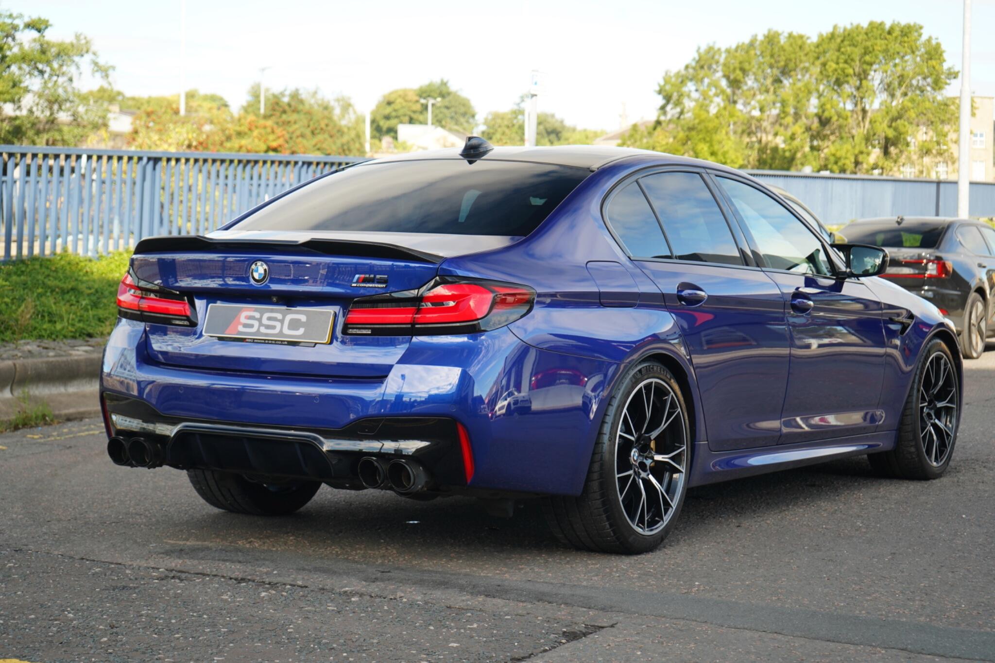 BMW M5 view 14