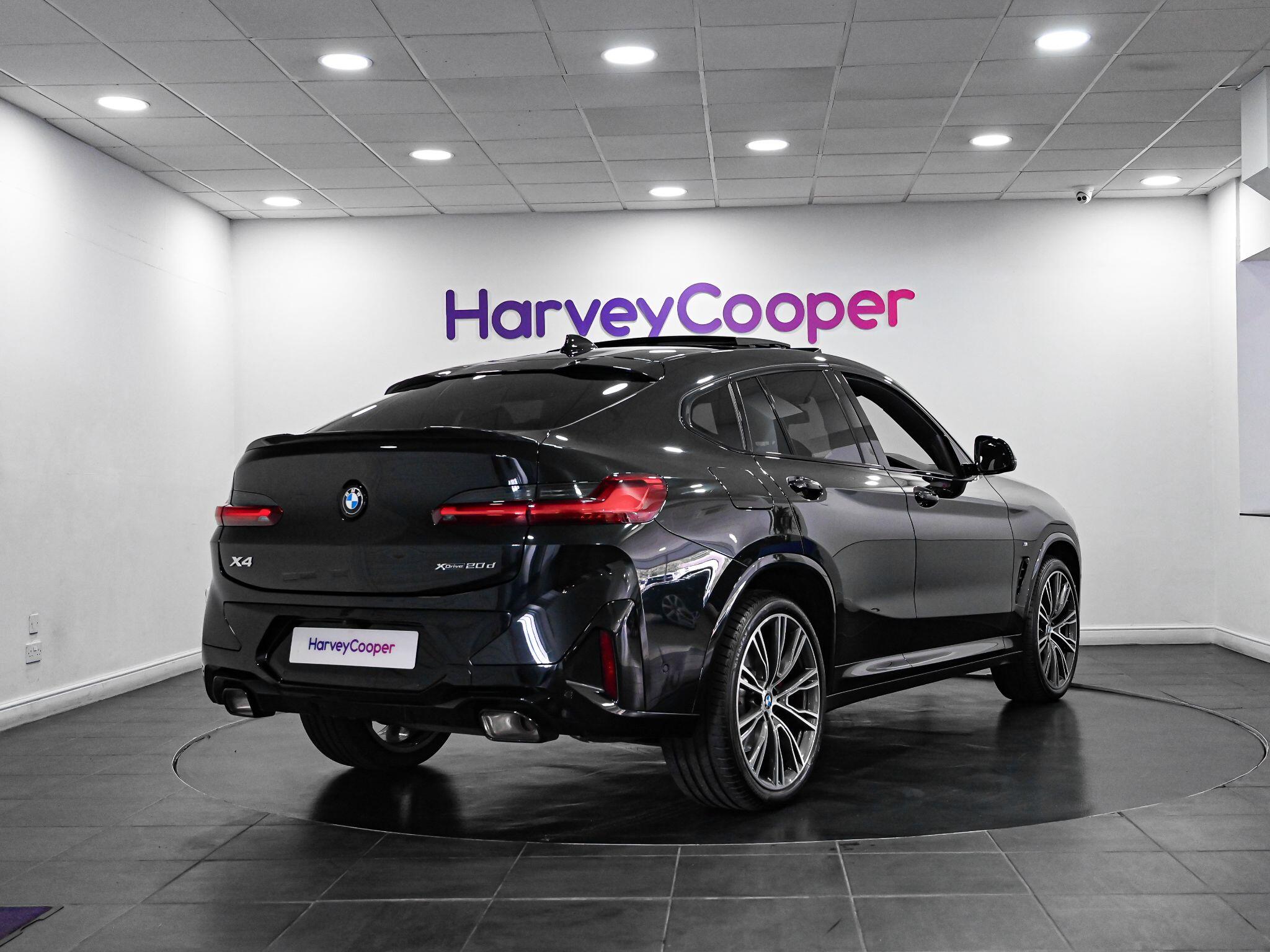 BMW X4 view 23