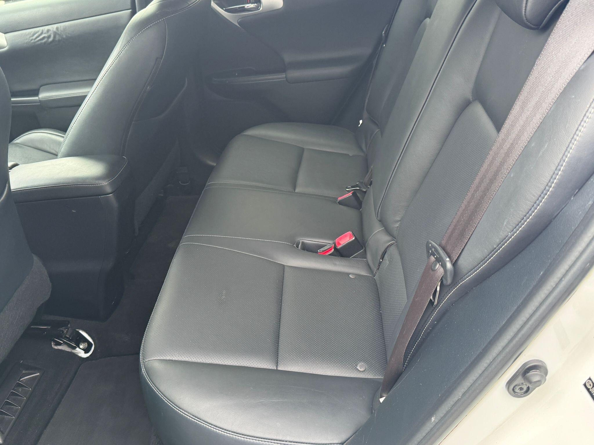 Lexus CT view 12