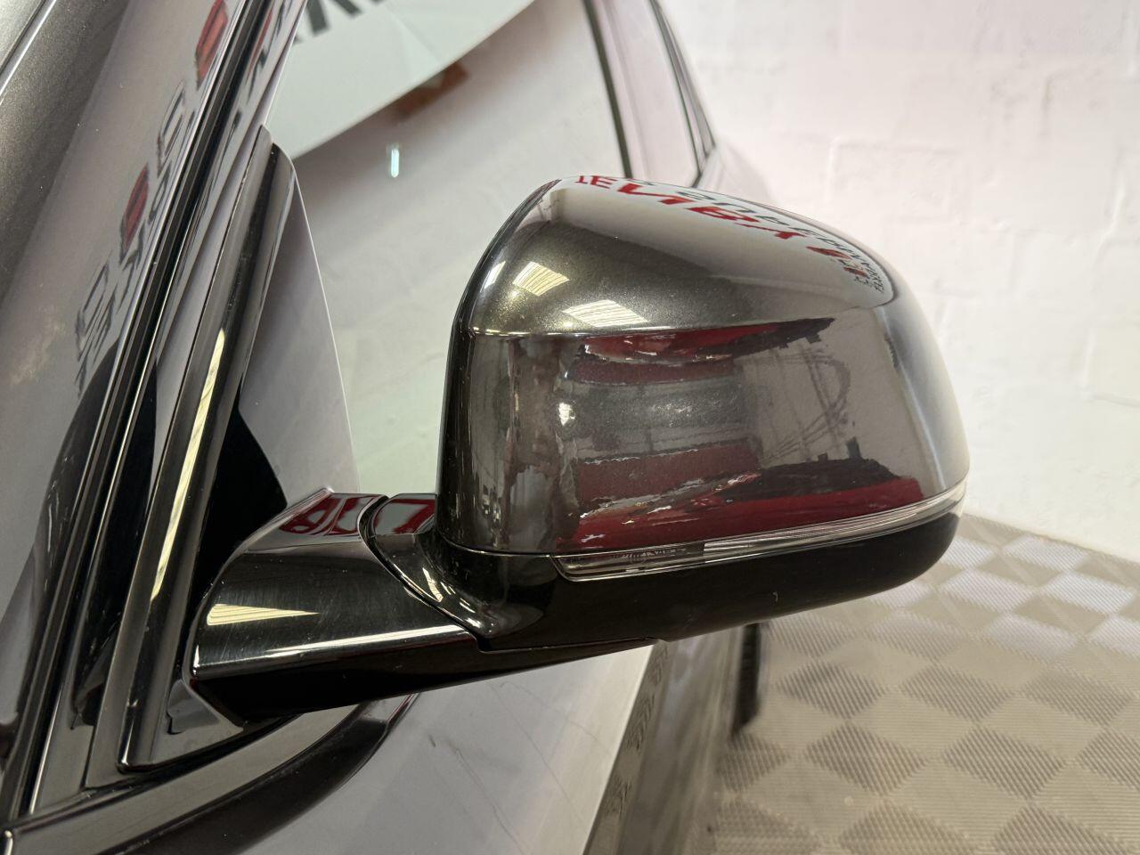 BMW X4 view 25