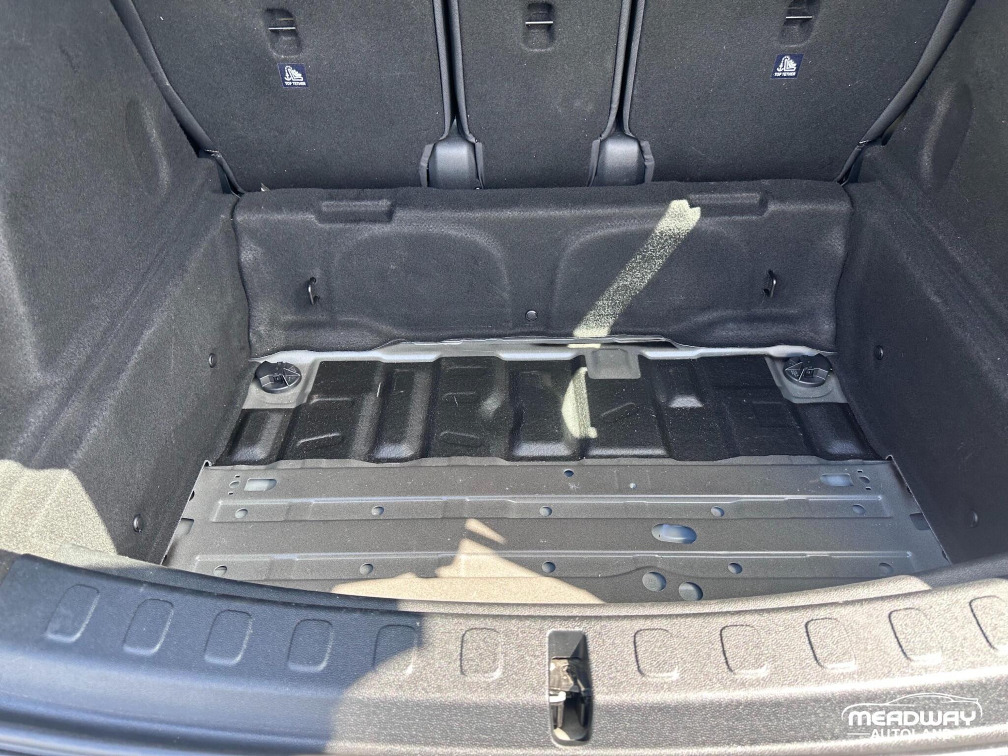 Mini Countryman view 37