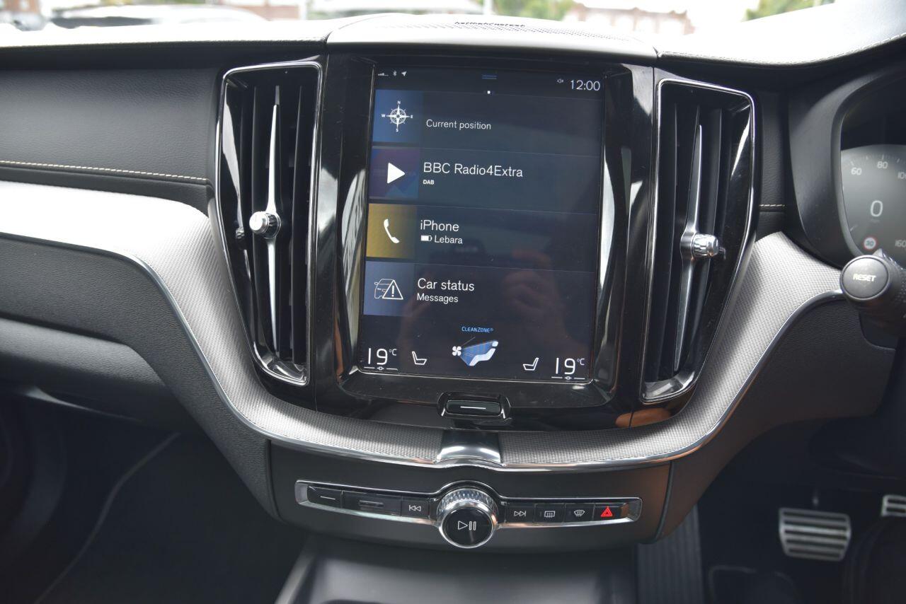 Volvo XC60 view 35