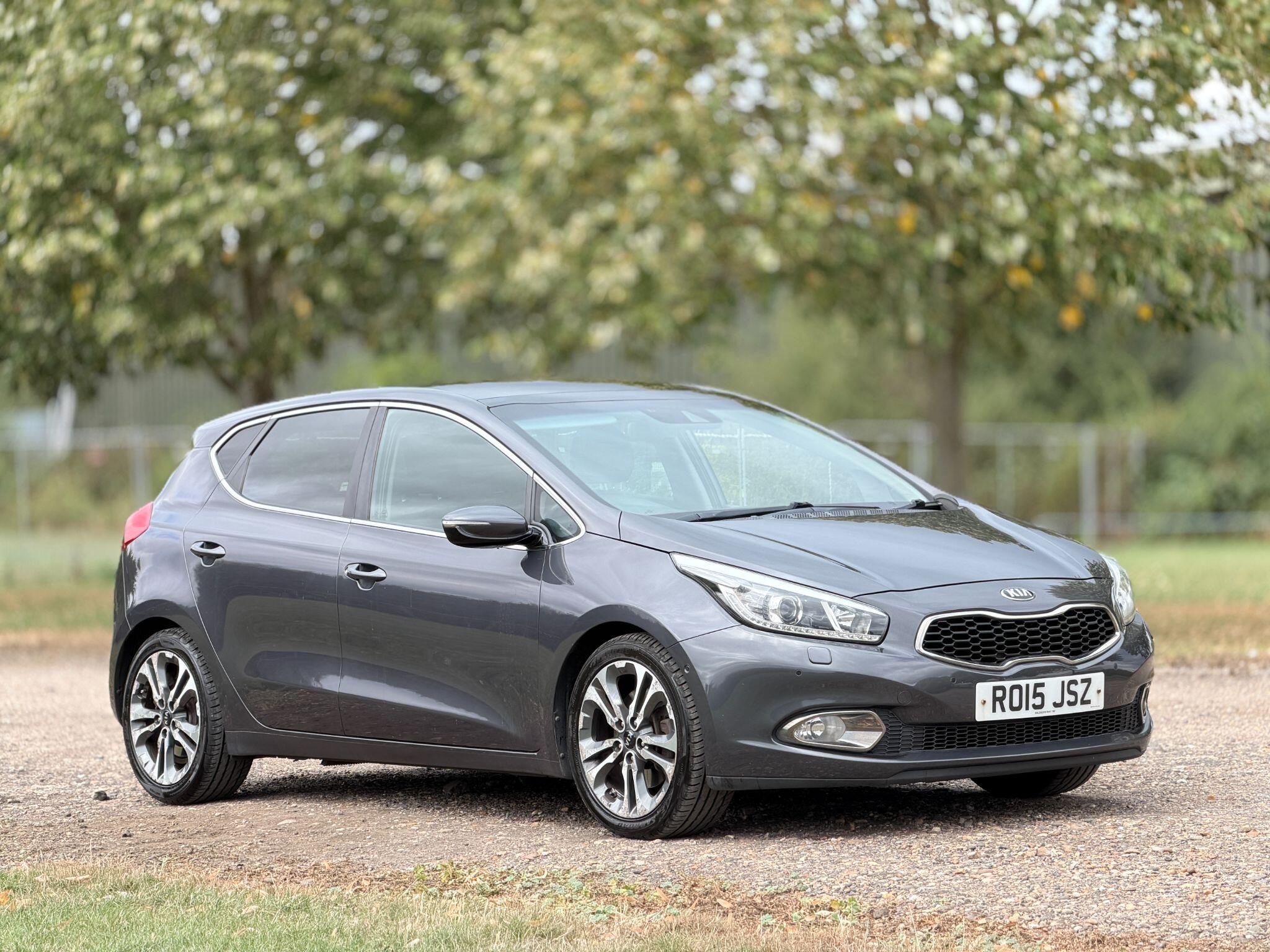 Kia Ceed view 2