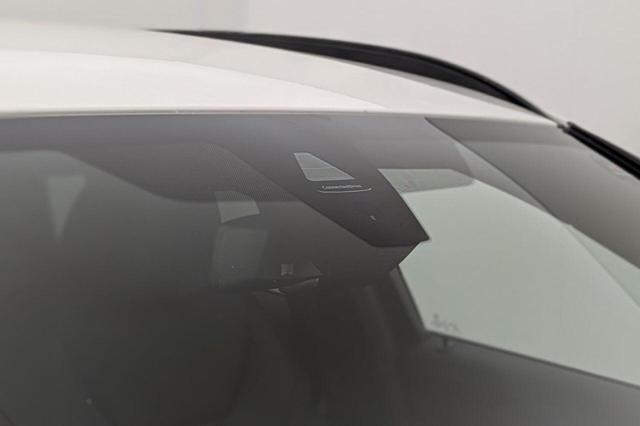 BMW 3 Series view 39
