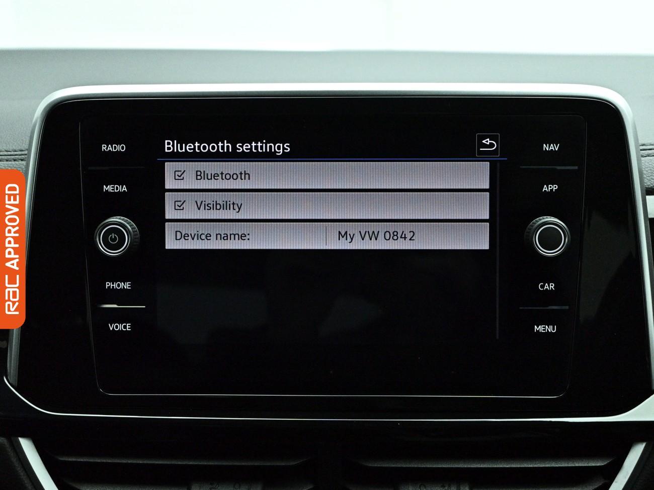 Volkswagen T-Roc view 15