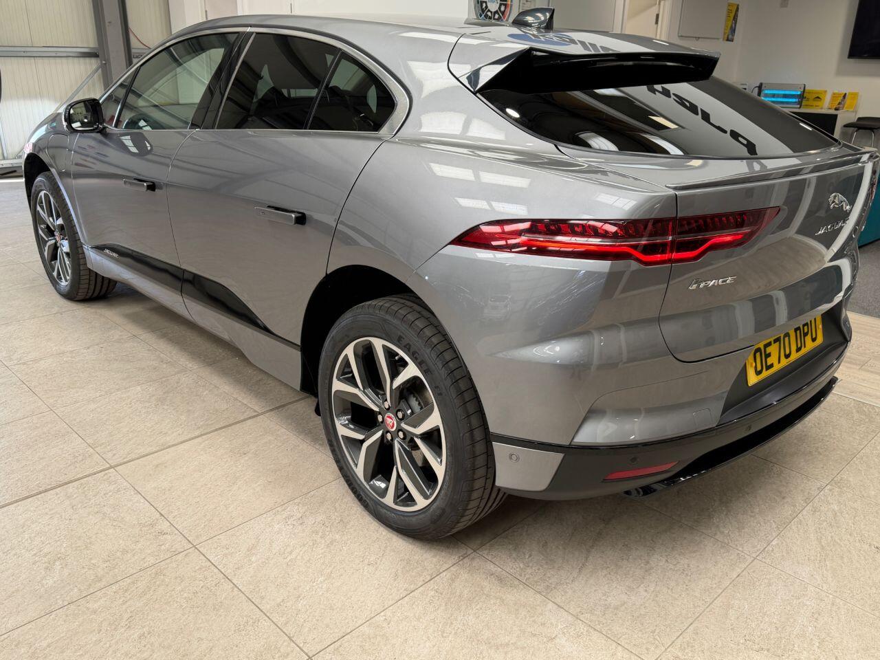 Jaguar I-Pace view 8