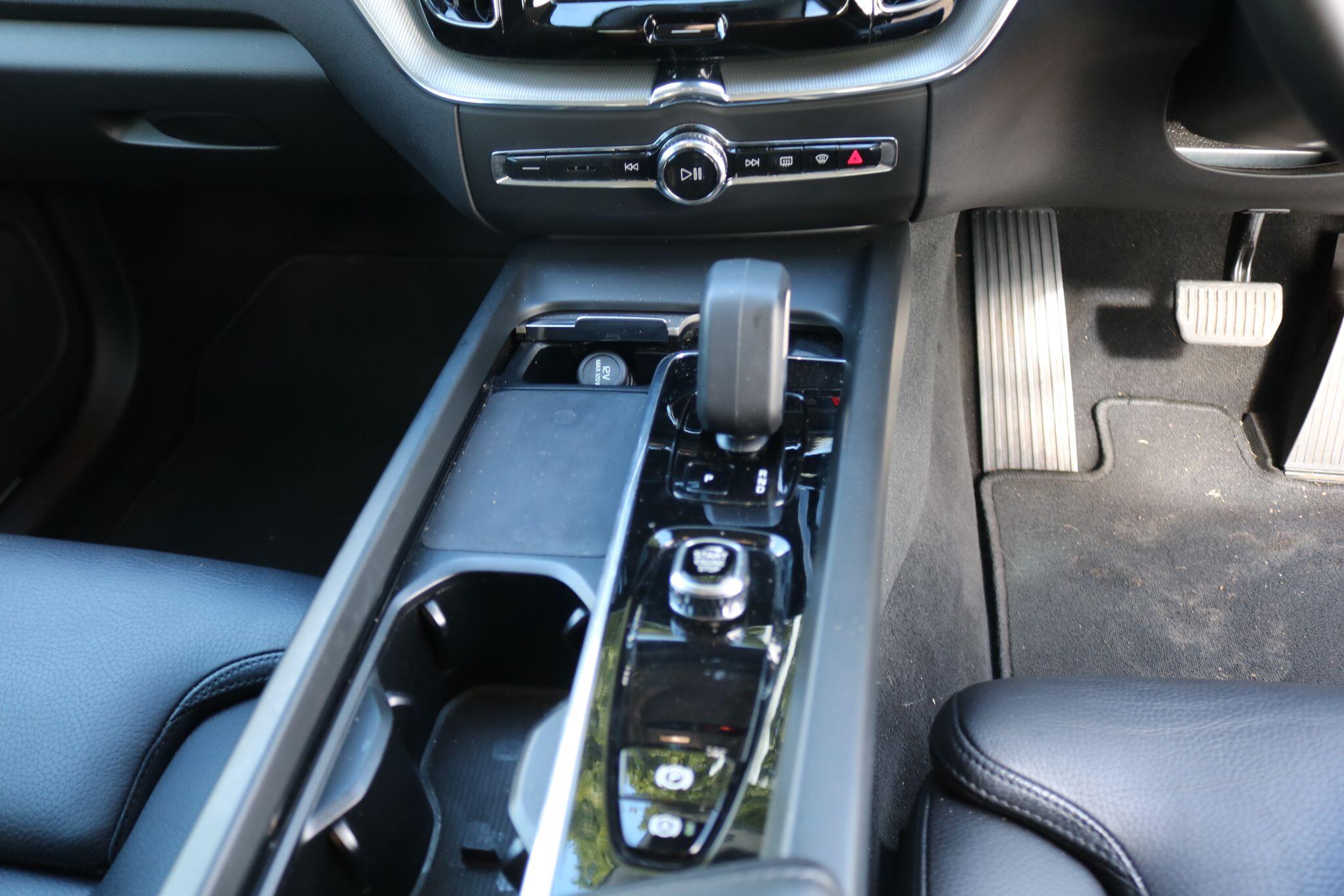 Volvo XC60 view 20