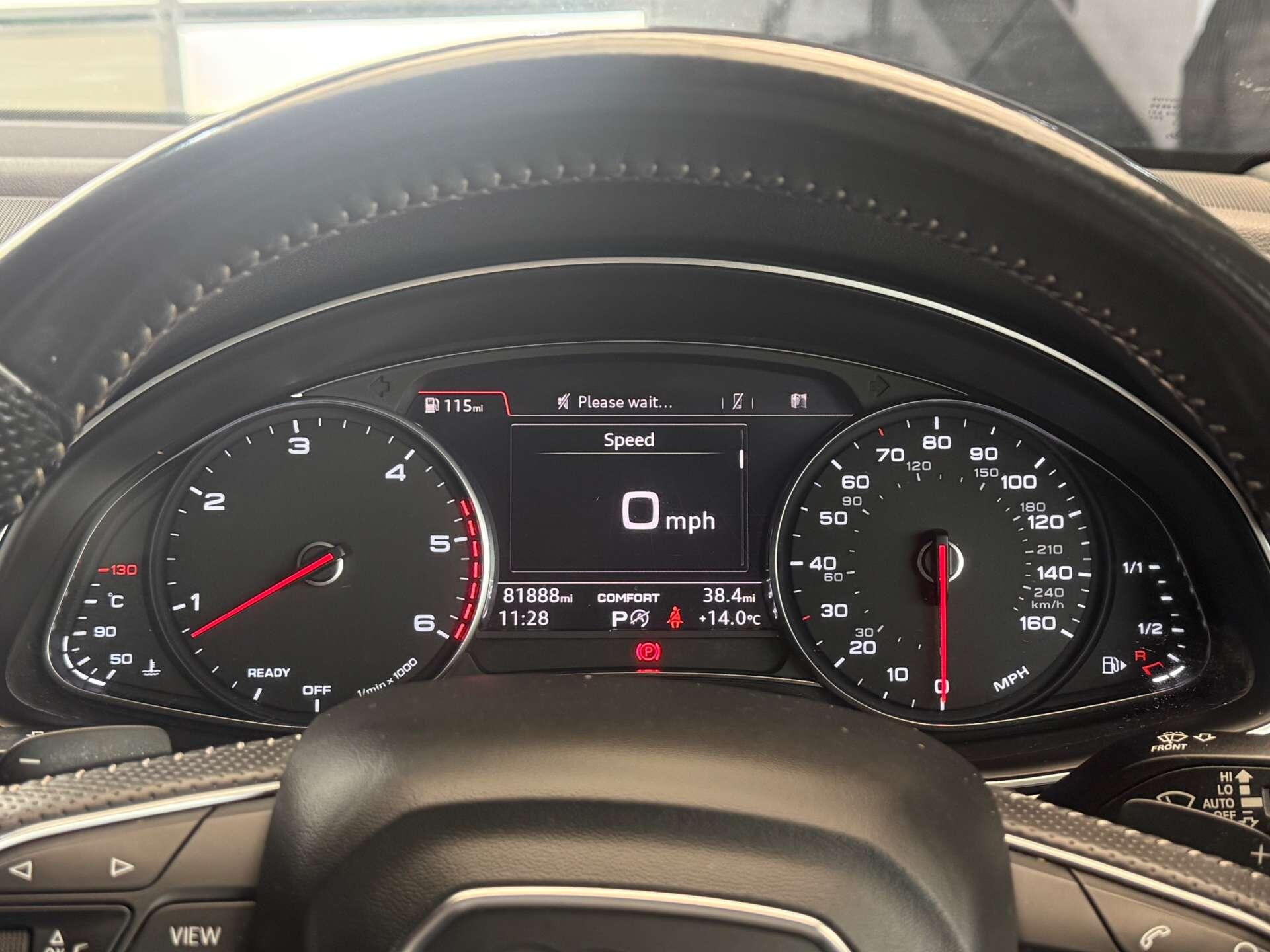 Audi Q7 view 39