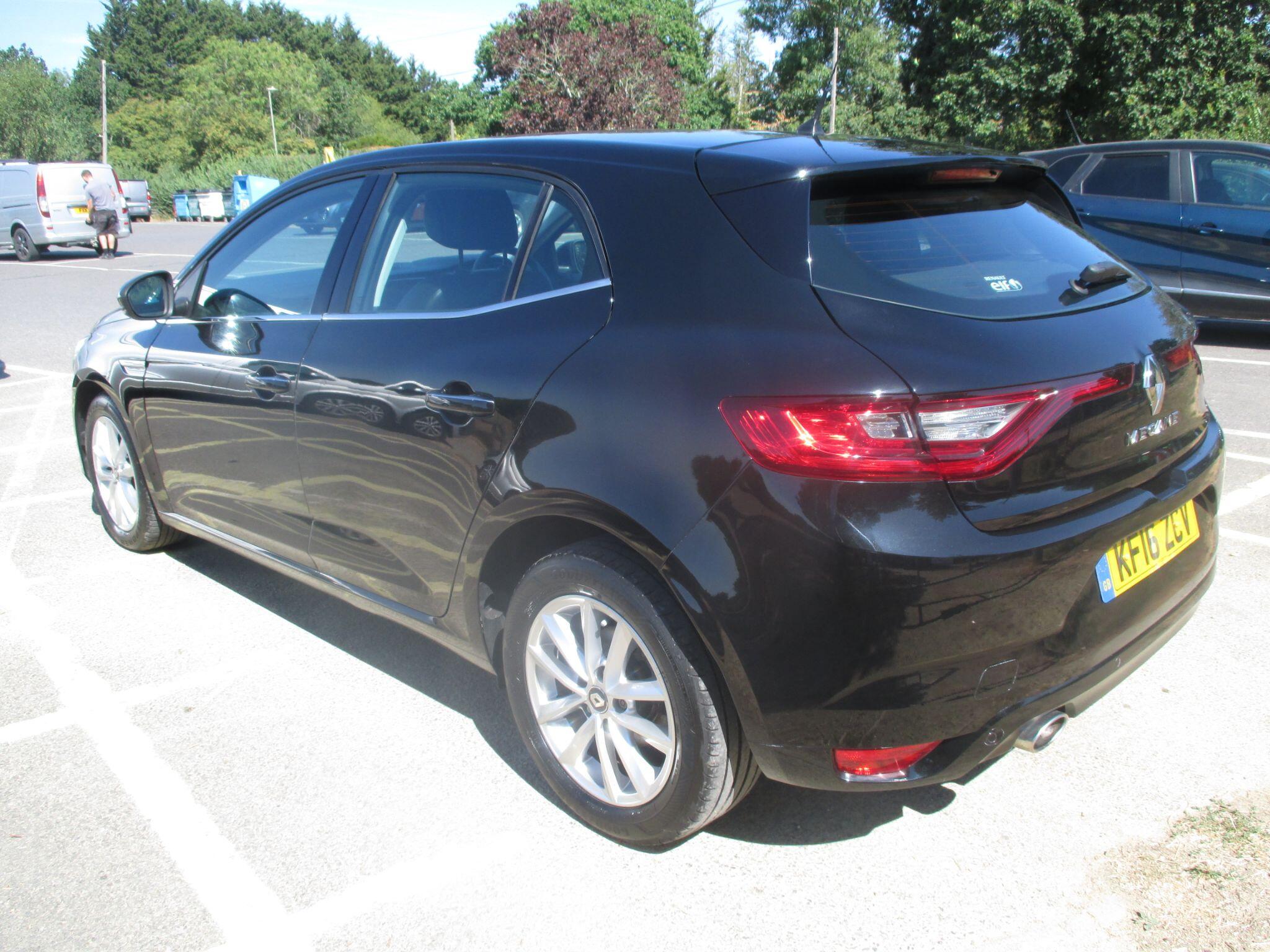 Renault Megane view 14