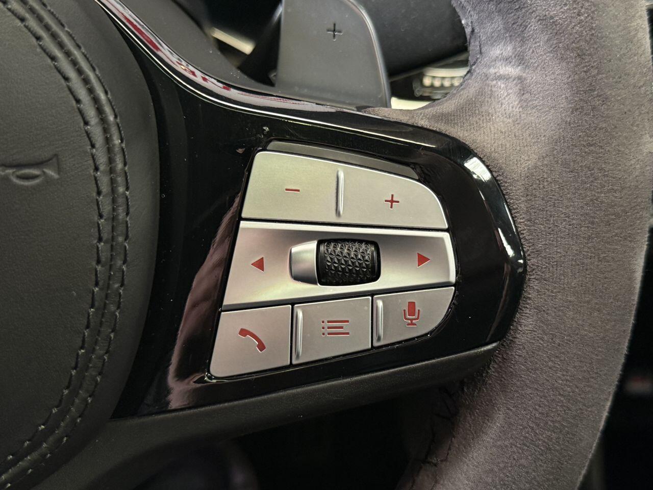 BMW 7 Series view 39