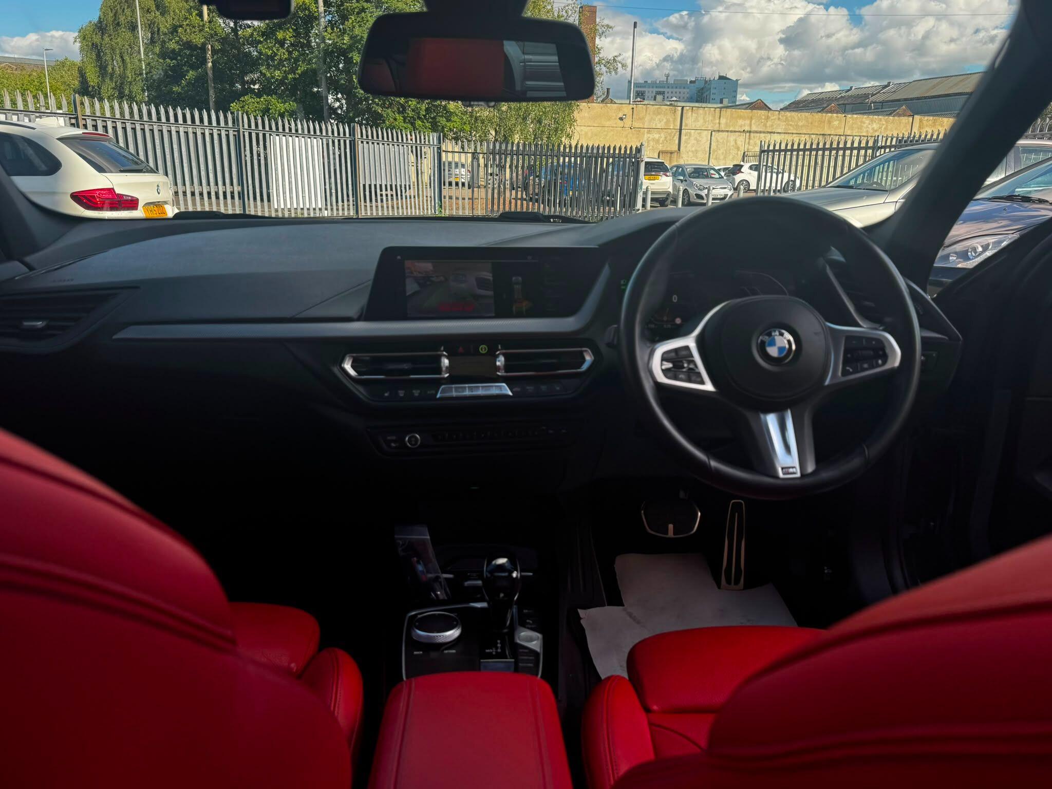 BMW 1 Series view 12